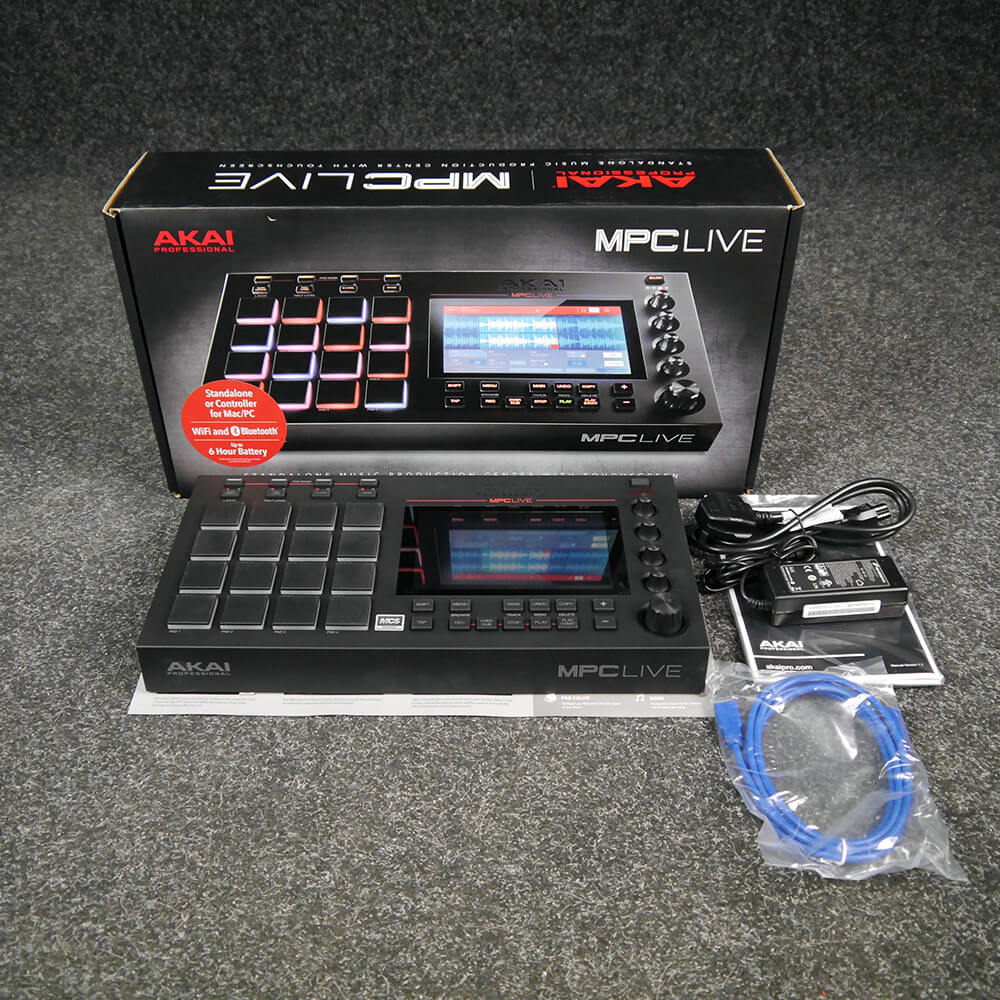 AKAI MPC Live Sequencing Drum Machine w/Box & PSU 2nd Hand Rich