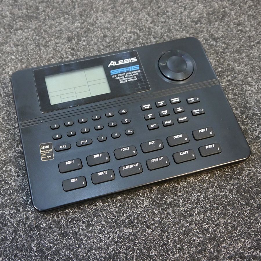 Alesis SR-16 Drum Machine - 2nd Hand | Rich Tone Music