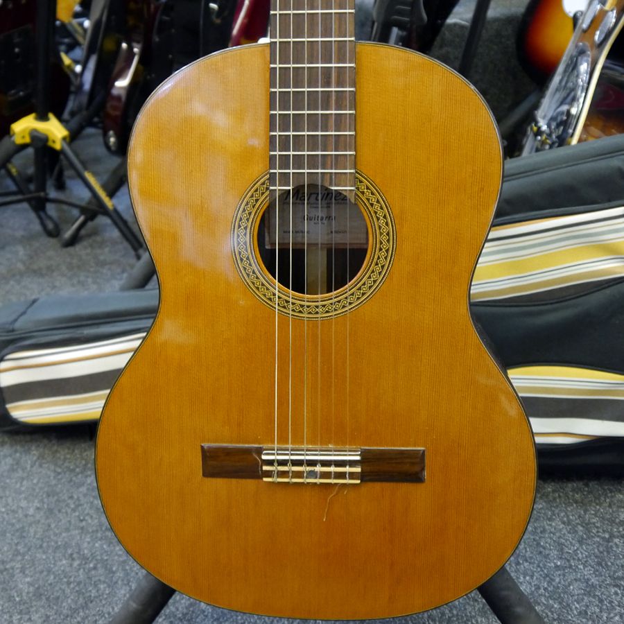 Martinez Guitarra Classical Acoustic w/ Bag 2nd Hand Rich Tone Music
