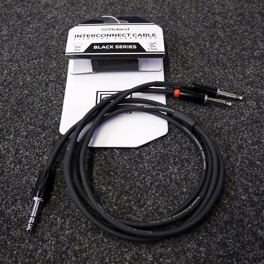 Roland 5ft/1.5m Cable1/4in TRS(Male)Dual 1/4in Ex Demo Rich Tone