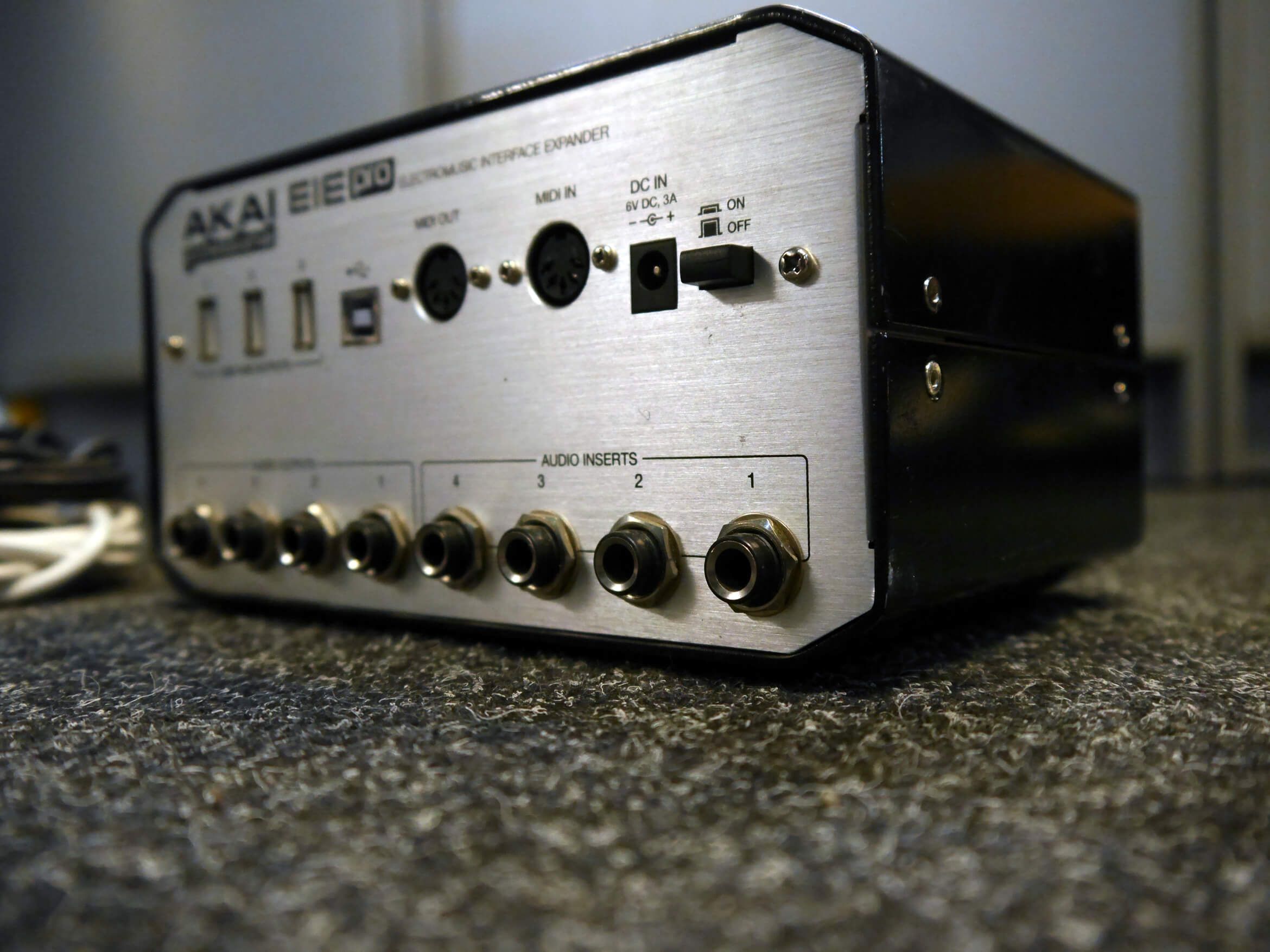 Akai les 32a64m прошивка usb