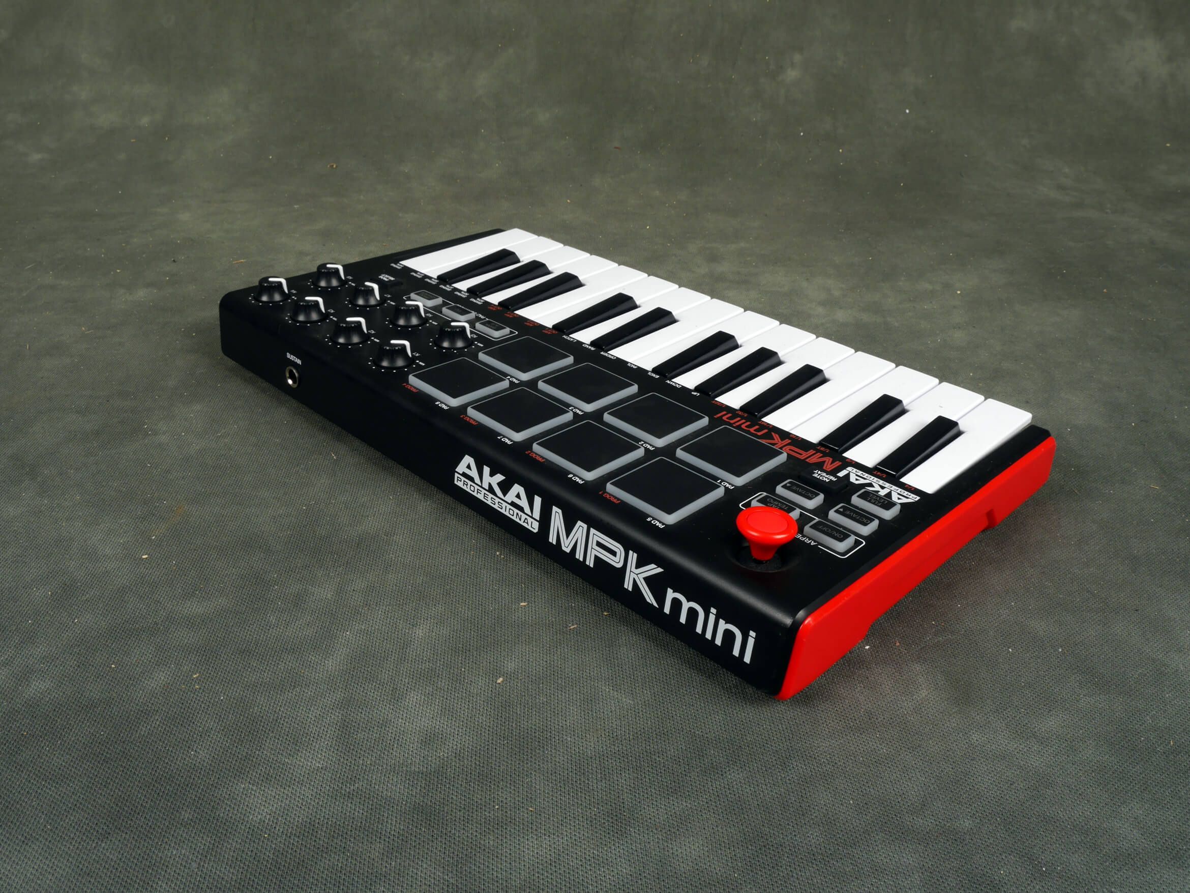 Akai MPK Mini Laptop Keyboard and Pad Controller - 2nd Hand | Rich Tone