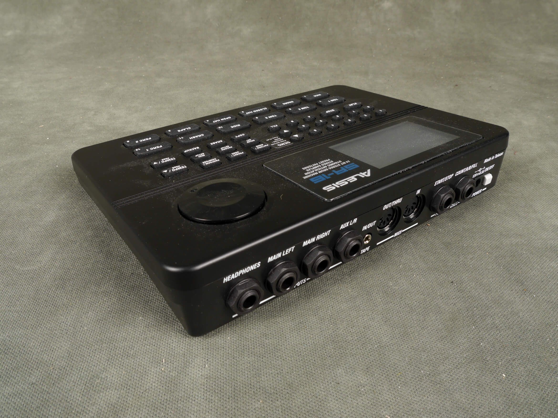 Alesis SR16 Drum Machine w/Box & PSU 2nd Hand Rich Tone Music