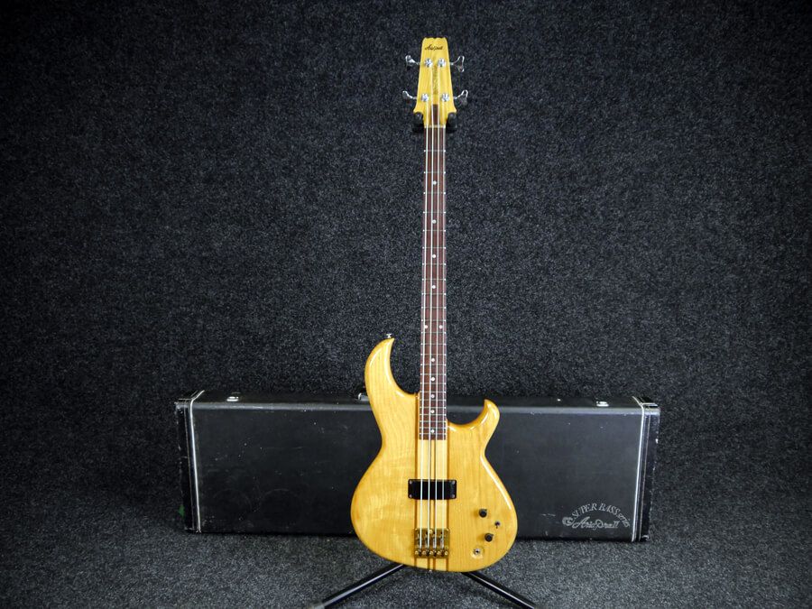Aria Pro II SB700 Bass Natural w/Hard Case 2nd Hand Rich Tone Music