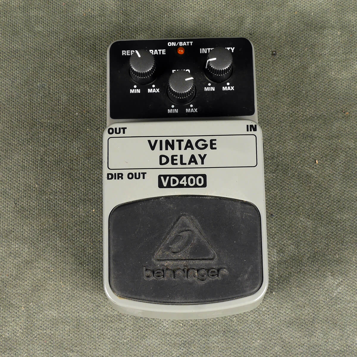 Behringer VD400 Vintage Delay FX Pedal 2nd Hand Rich Tone Music