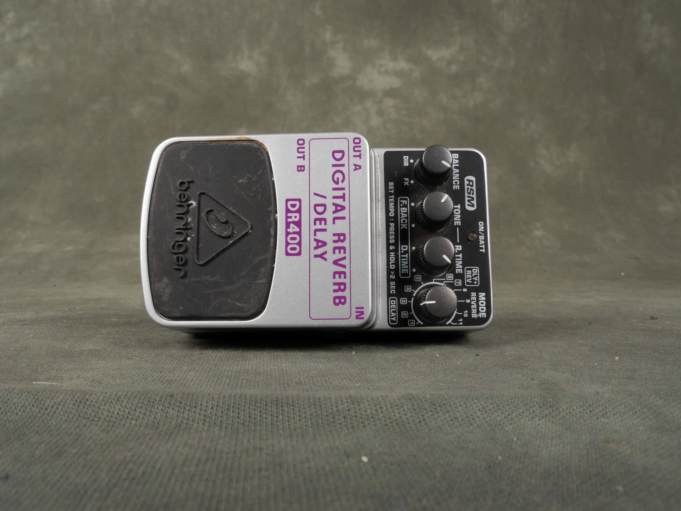 Behringer DR400 Reverb FX Pedal 2nd Hand Rich Tone Music