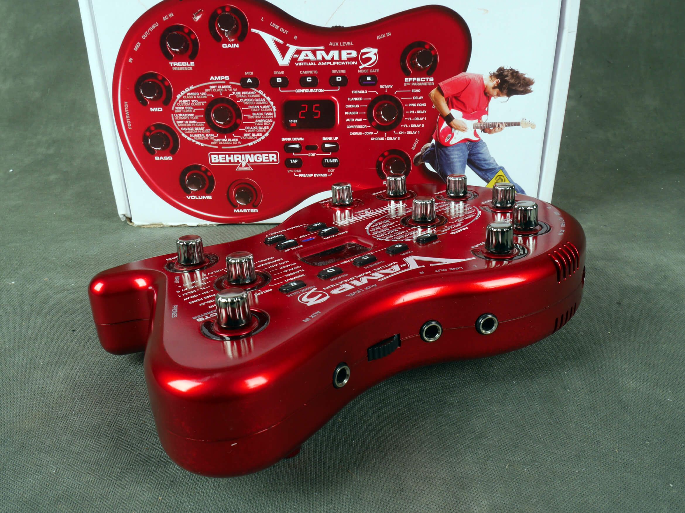 Behringer VAmp 3 Multi FX Pedal w/Box & PSU 2nd Hand Rich Tone Music