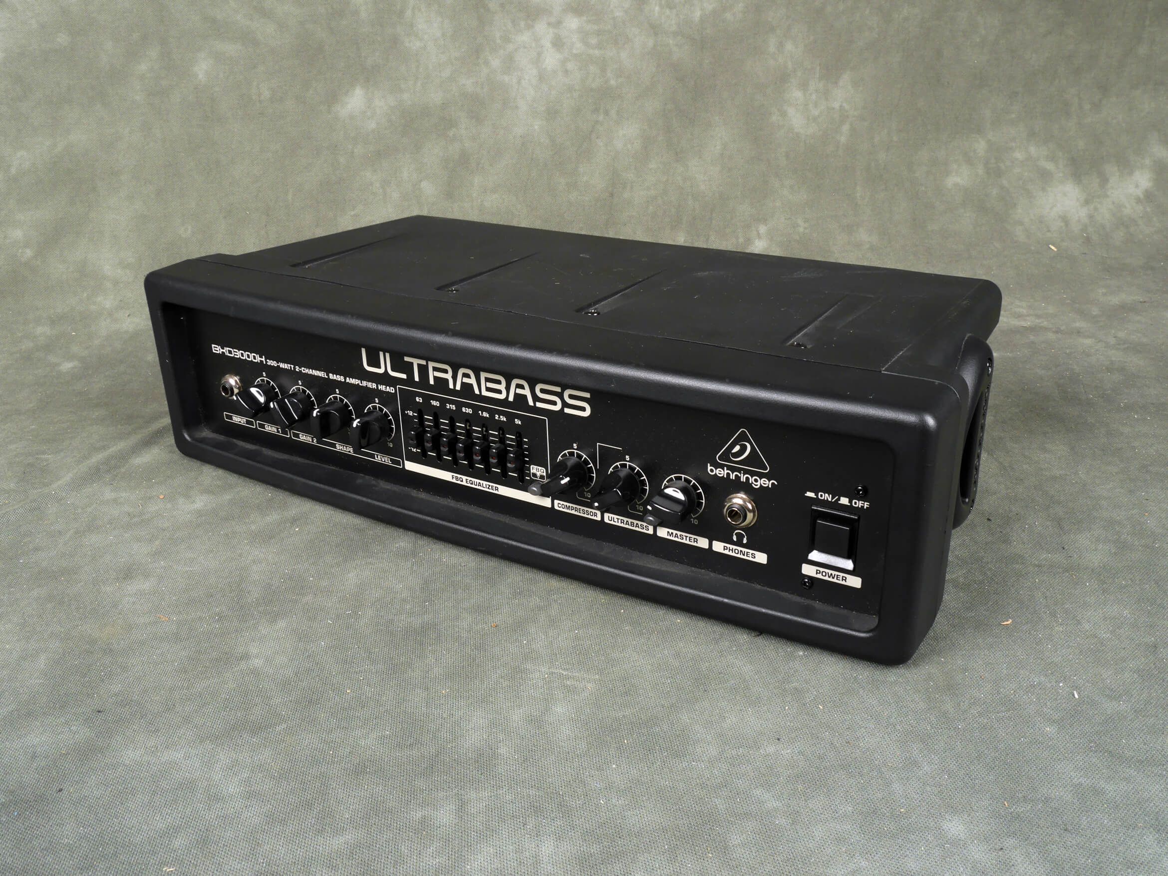 Behringer Ultrabass BXD3000H Bass Amp Head 2nd Hand Rich Tone Music