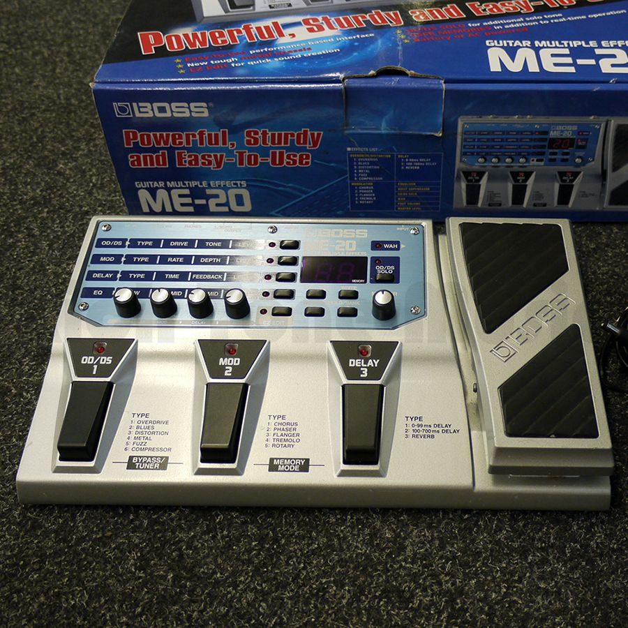 Boss ME20 Guitar Multi Effects FX Pedal w/ Box 2nd Hand Rich Tone