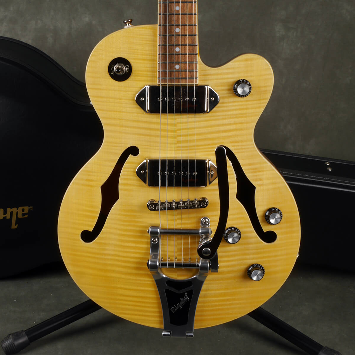 Epiphone Wildkat SemiHollow Guitar Natural w/Hard Case 2nd Hand