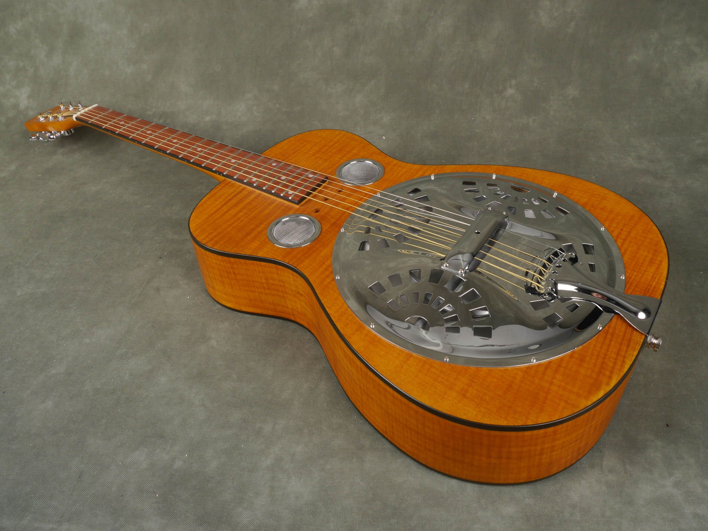 Dobro Hound Dog Deluxe Resonator Guitar Natural 2nd Hand Rich