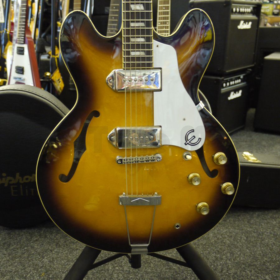 epiphone casino with case