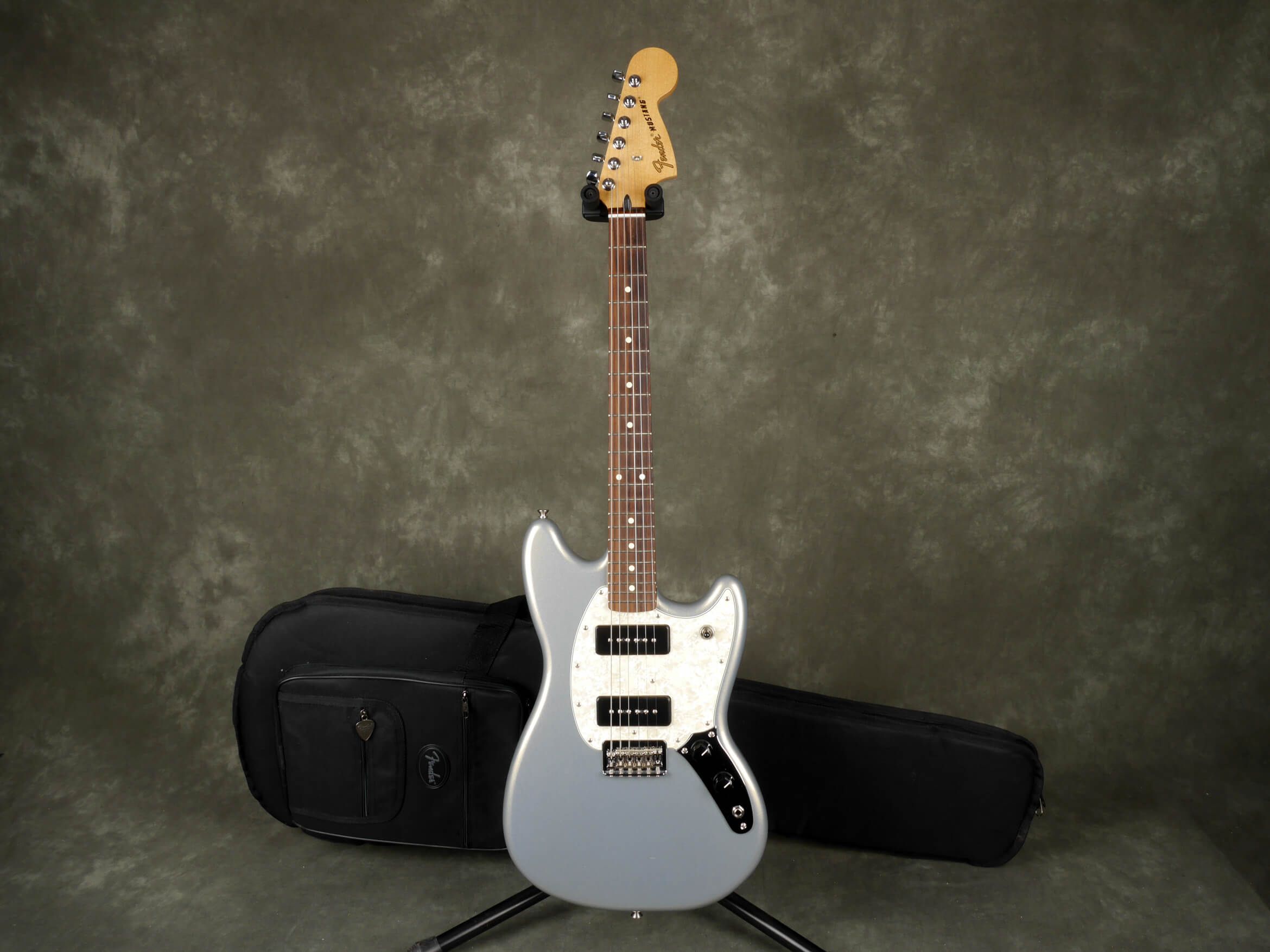 Fender Player Mustang P90 - SIlver w/Gig Bag - 2nd Hand | Rich Tone Music