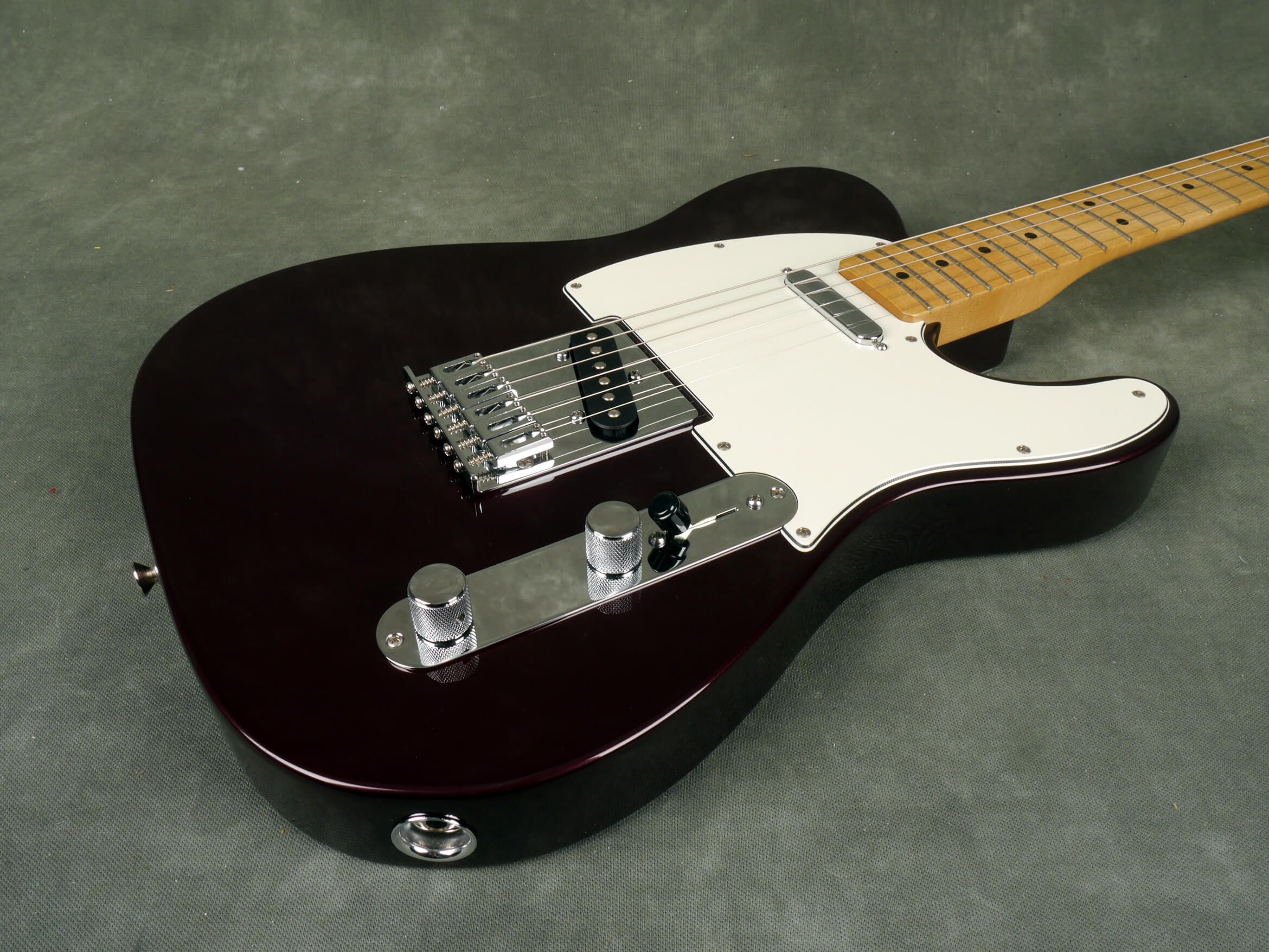 Fender Mexican Standard Telecaster Midnight Wine w/Hard Case 2nd