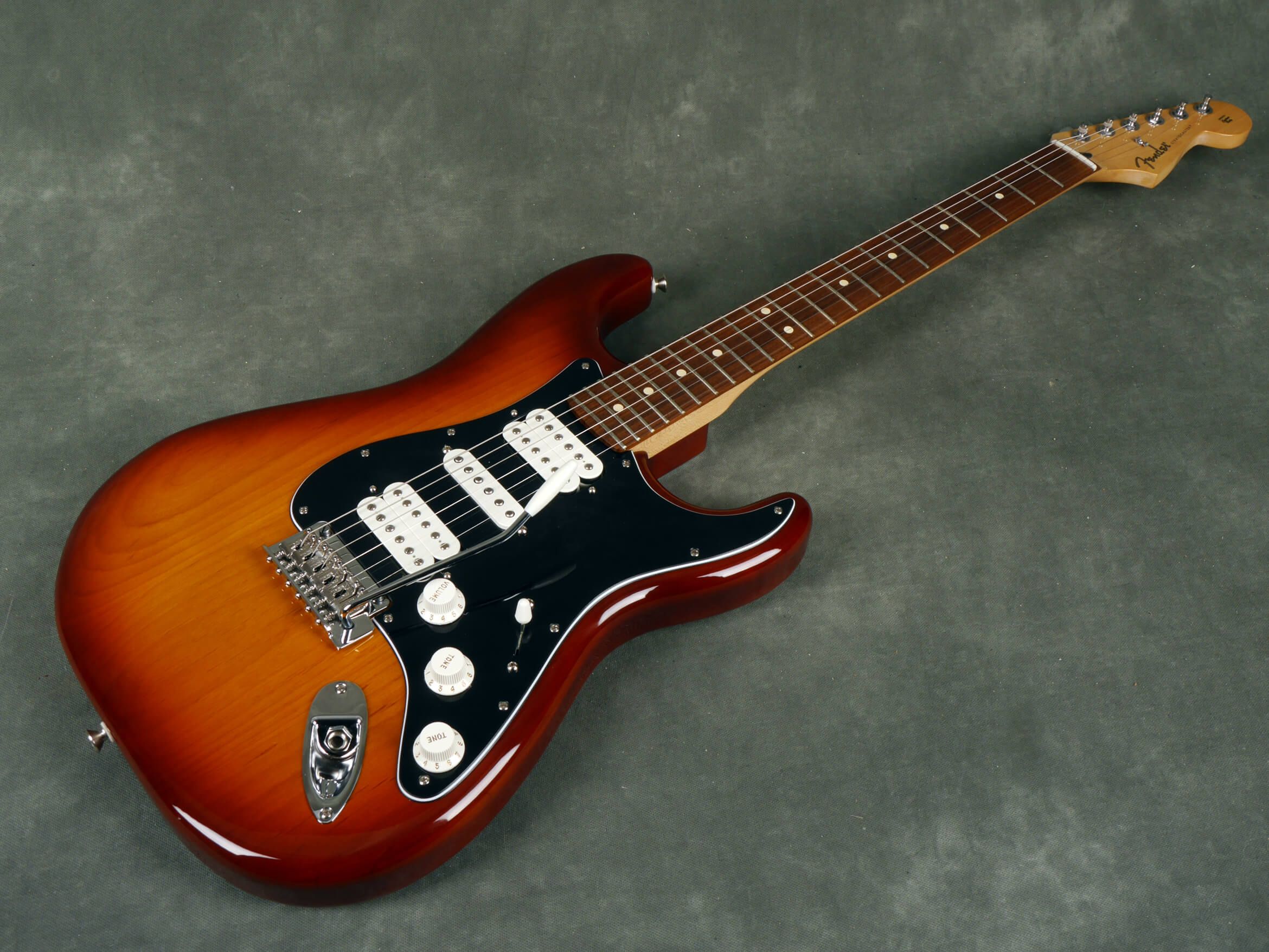 Fender Player Stratocaster HSH - PF - Tobacco Burst - 2nd Hand | Rich