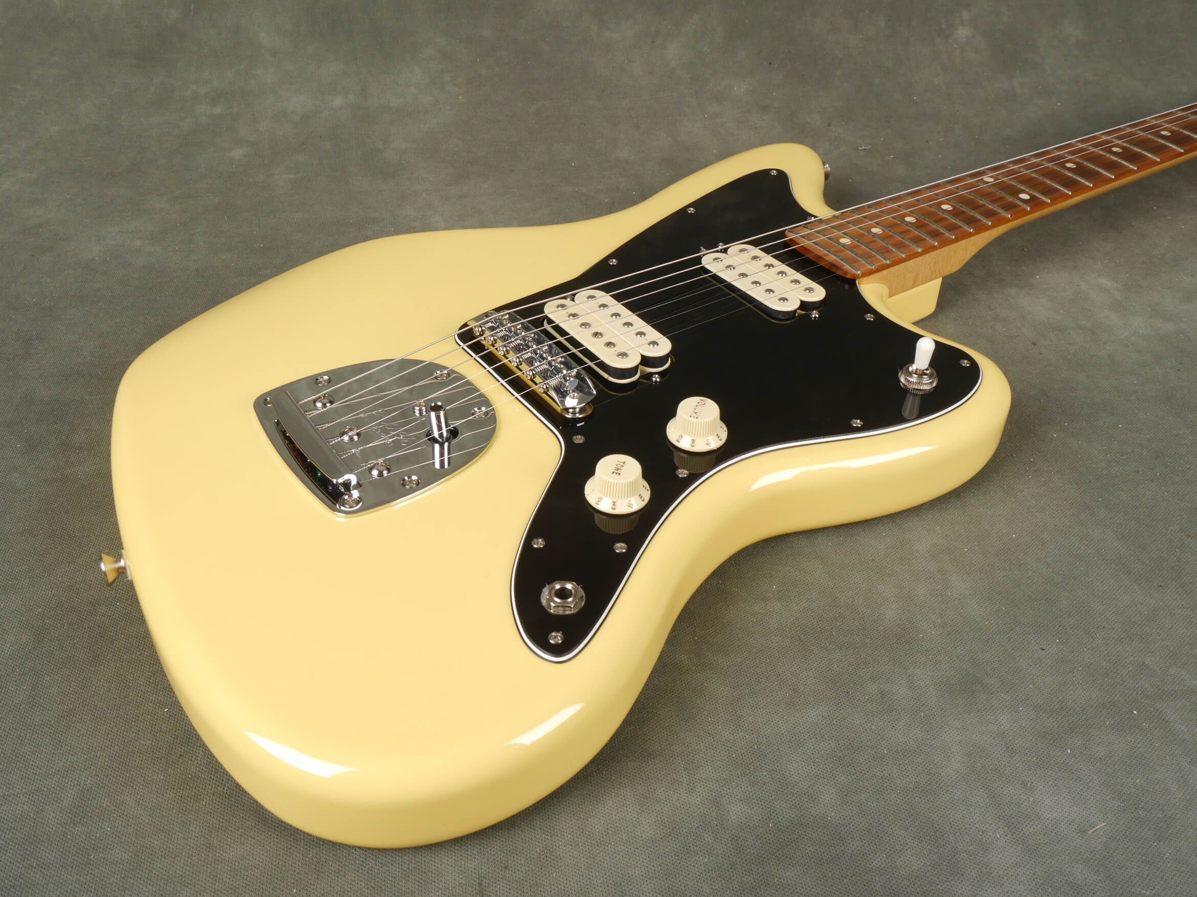 Fender Jazzmaster Buttercream w/Gig Bag 2nd Hand Rich Tone Music