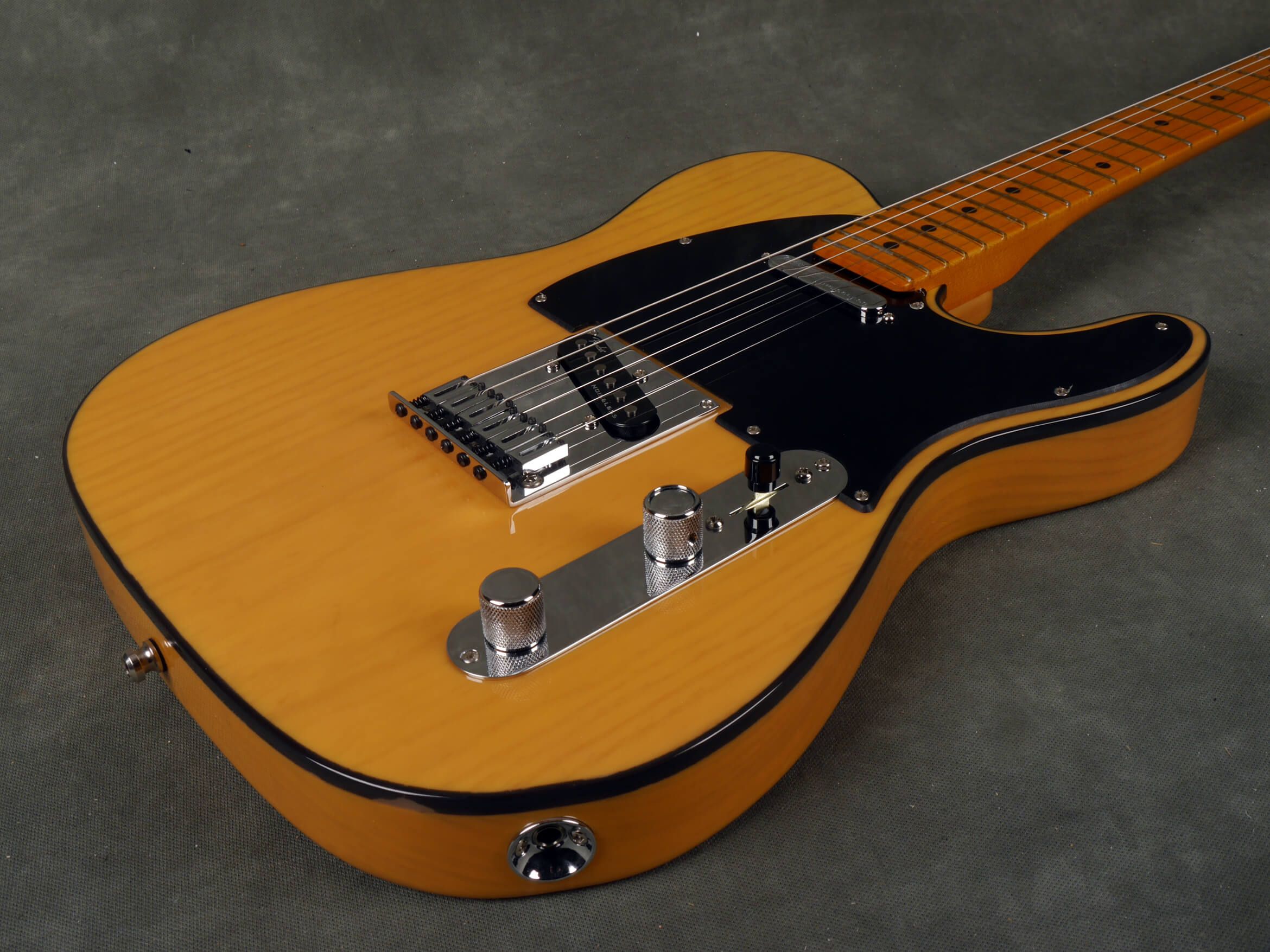 Fender American Ultra Telecaster Butterscotch Blonde w/Hard Case