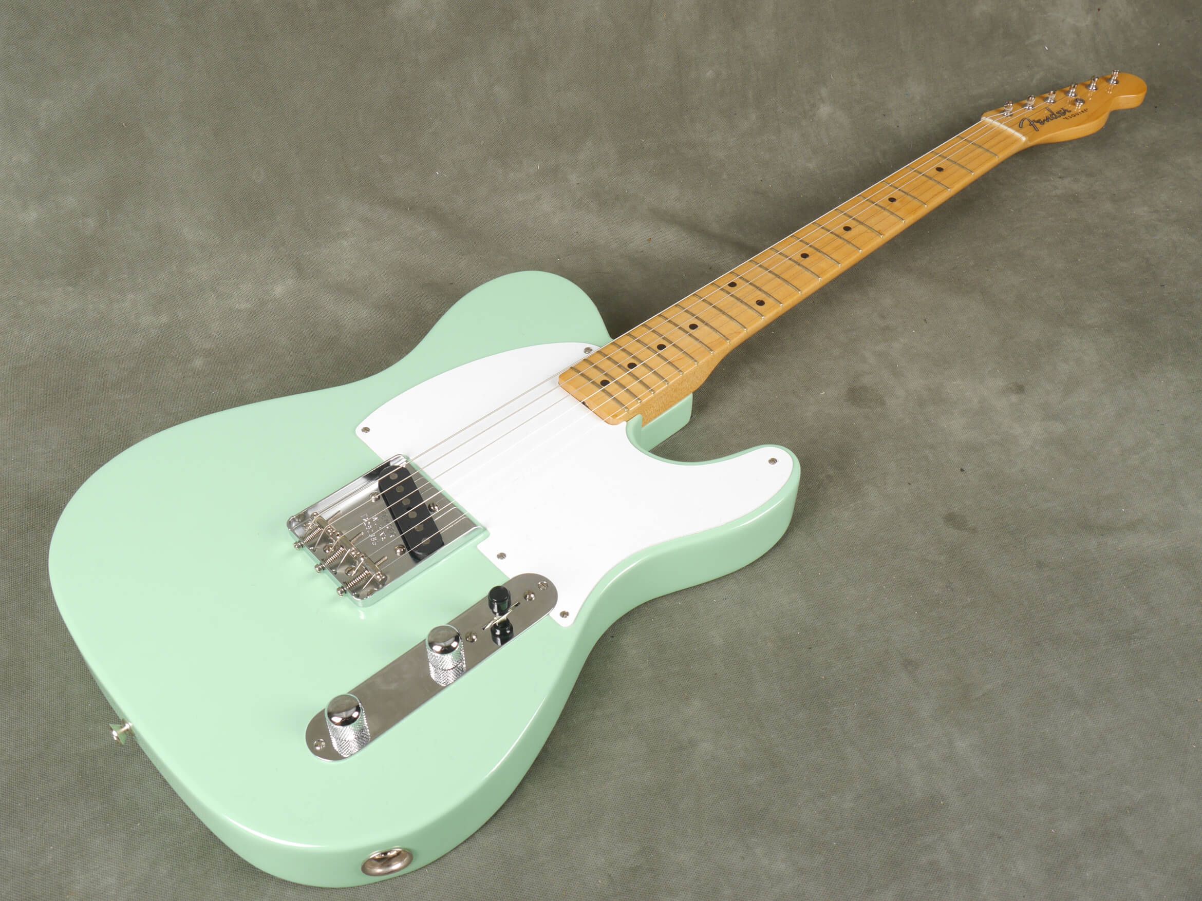 Fender 70th Anniversary Esquire Surf Green w/Hard Case 2nd Hand