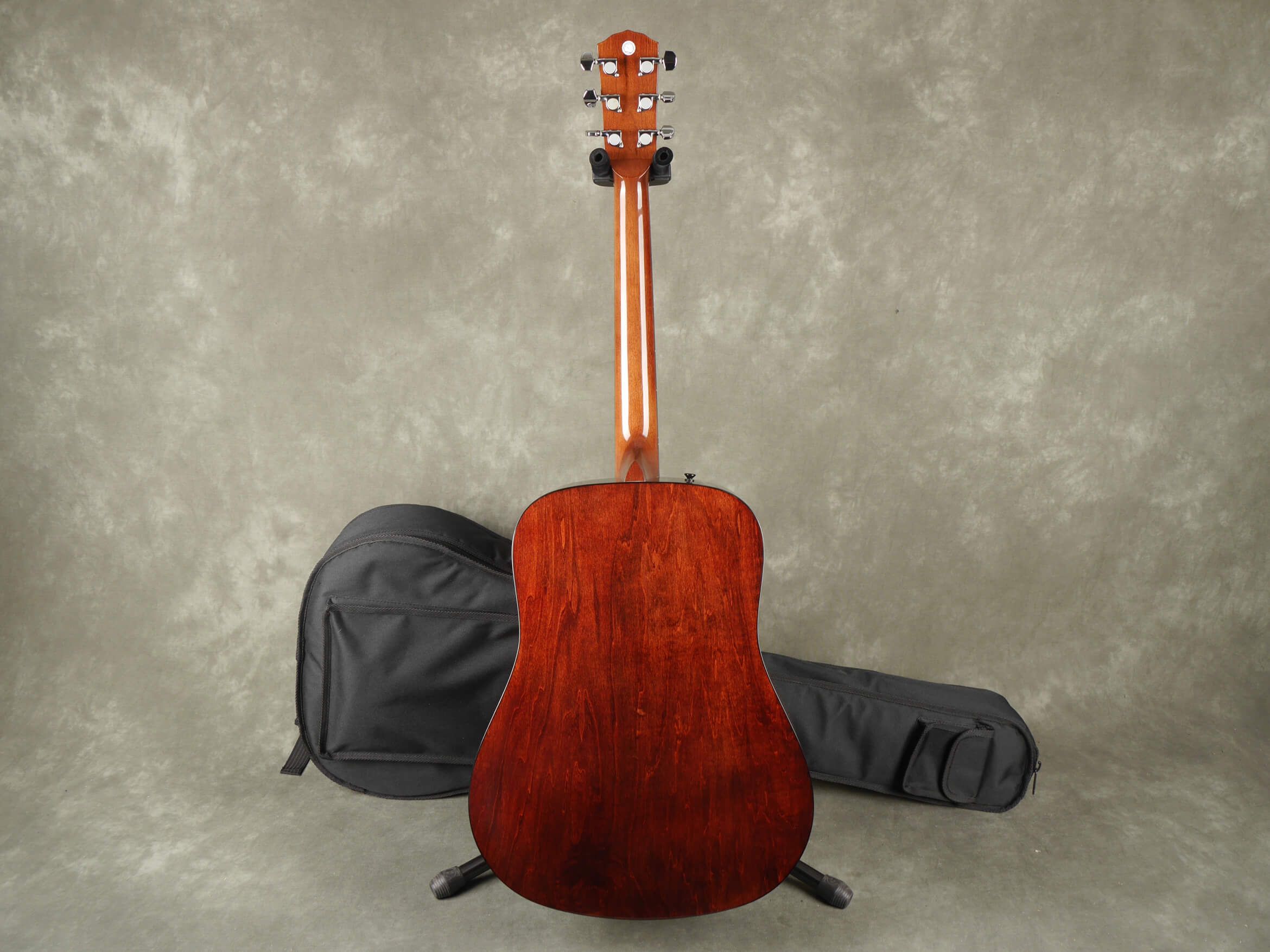 Fender DG5 Acoustic Guitar Natural w/Gig Bag 2nd Hand Rich Tone