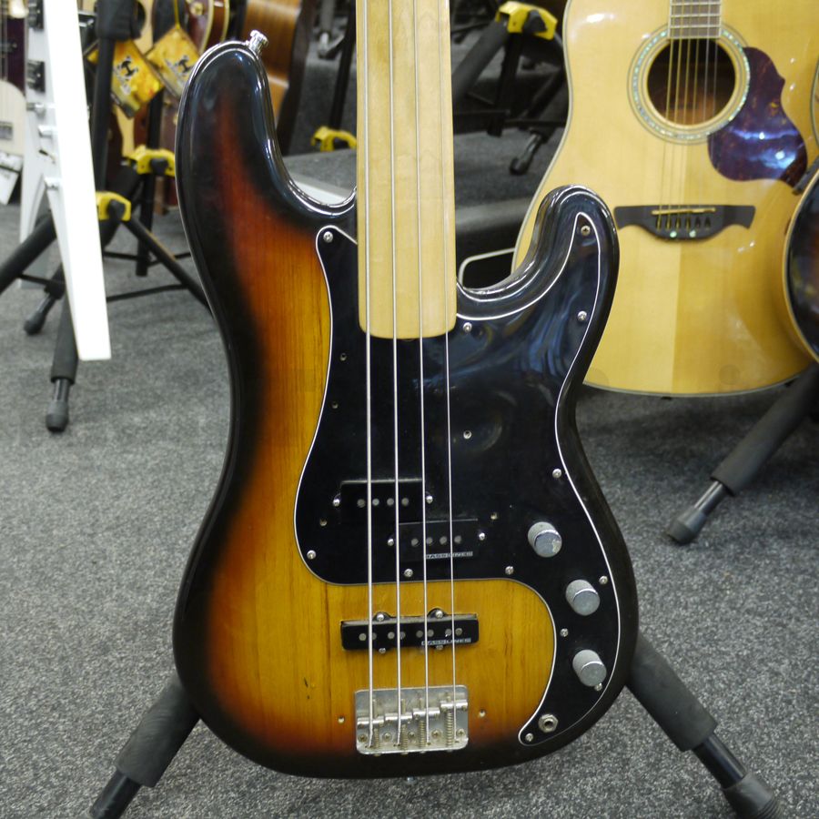 Fender 1978 Fretless Precision Bass Guitar 2nd Hand Rich Tone Music