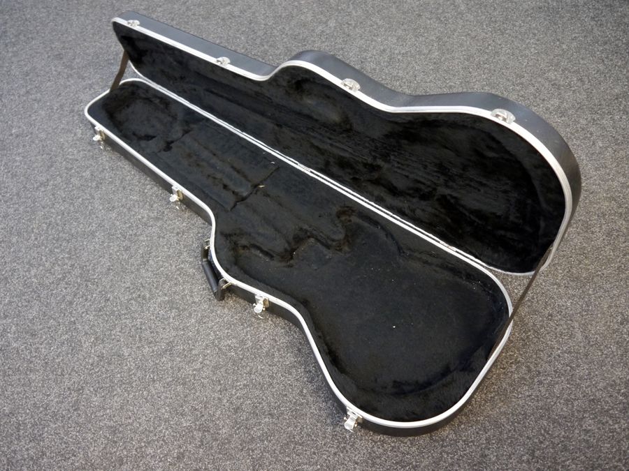 Fender Bass Guitar Case 2nd Hand Rich Tone Music