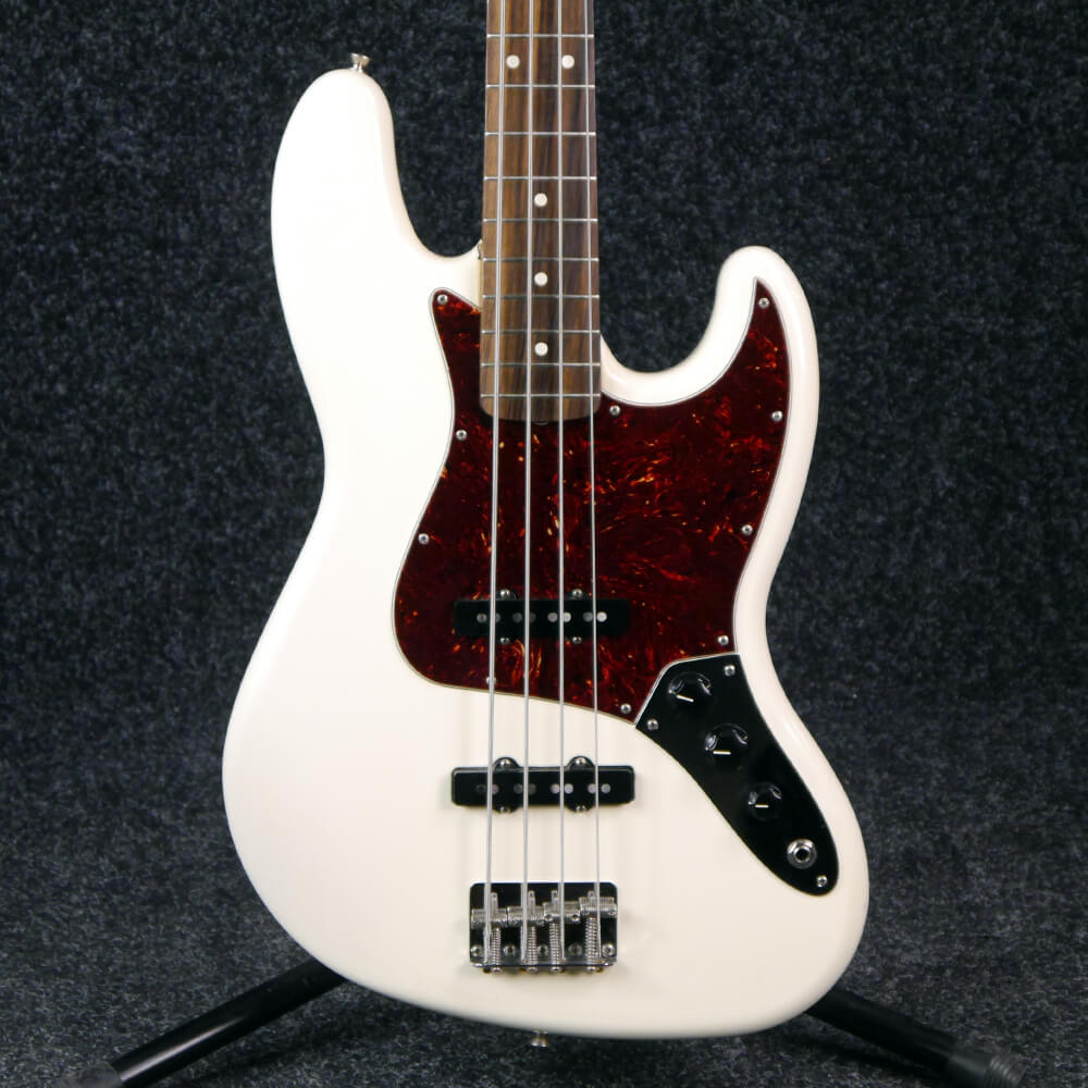 Fender Classic Series 60s Jazz Bass White 2nd Hand Rich Tone Music