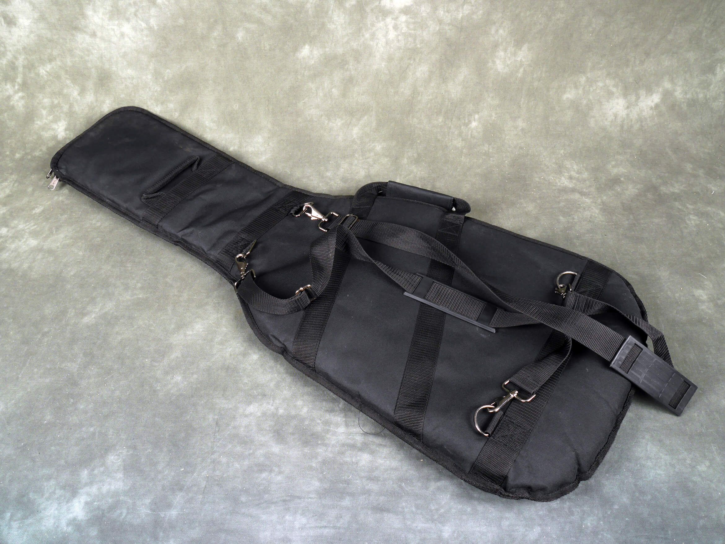 Fender Gig Bag for Electric Guitar 2nd Hand Rich Tone Music