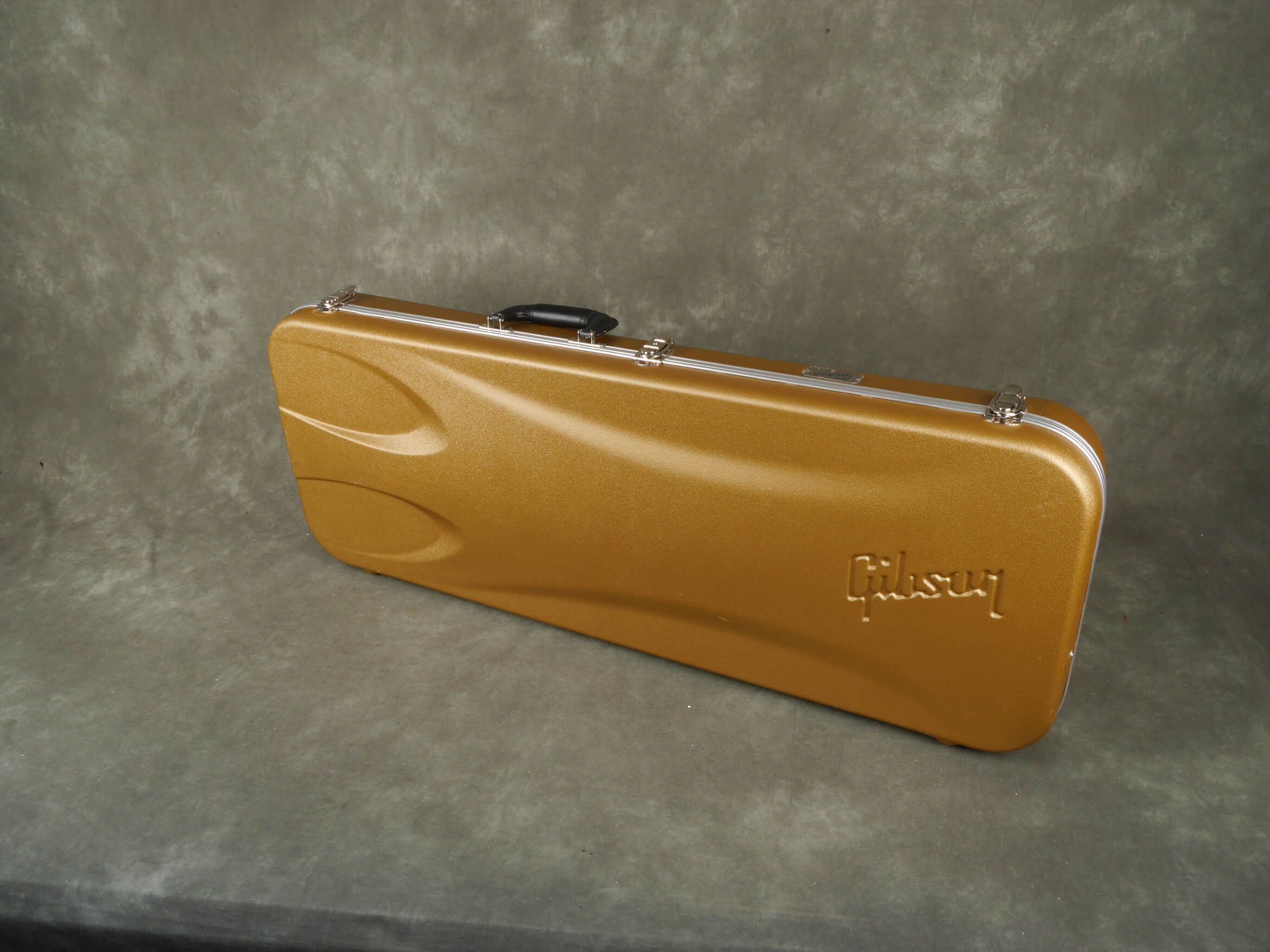 Gibson Les Paul Guitar Case Gold 2nd Hand Rich Tone Music