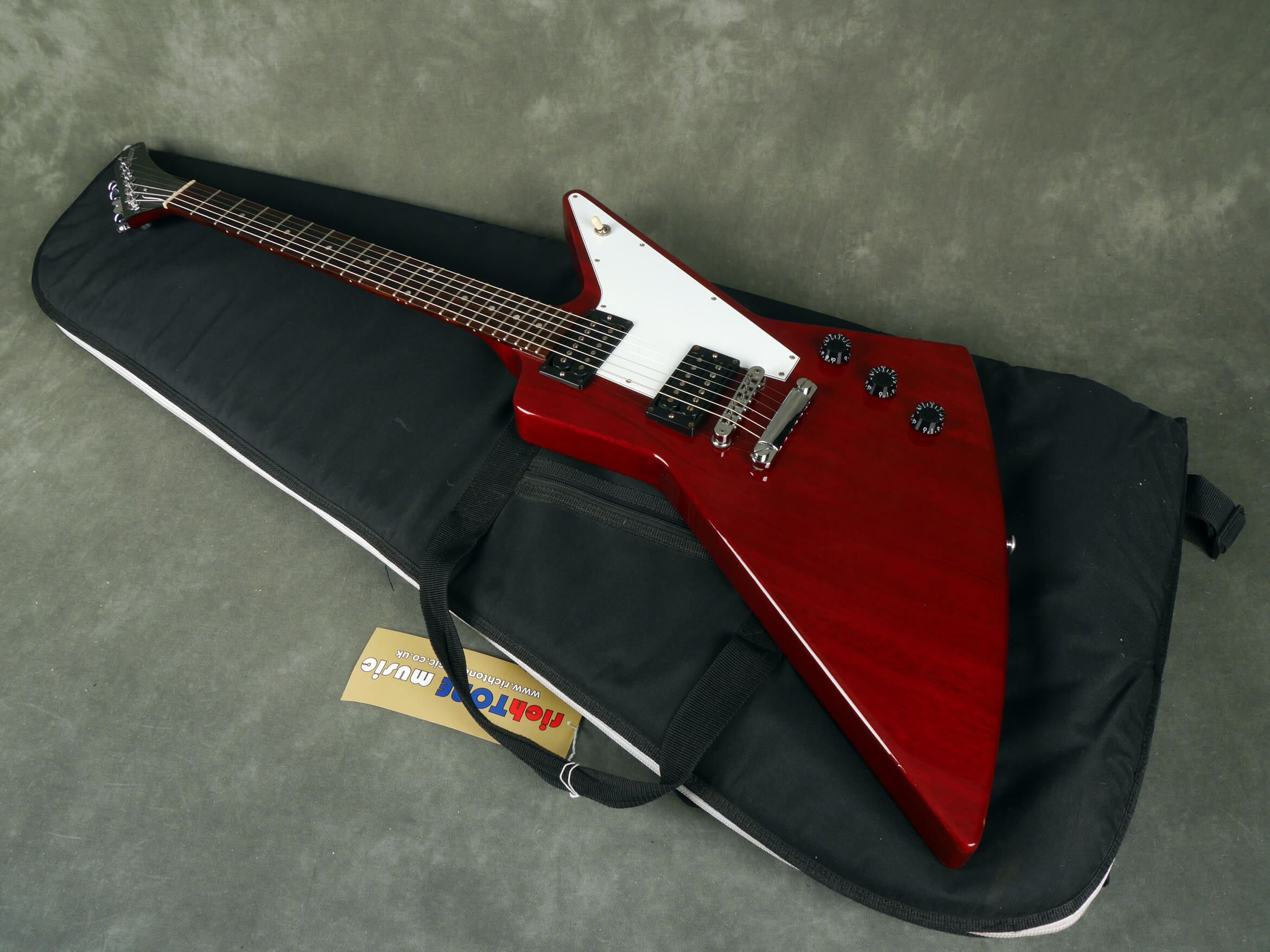 Gibson Explorer T - Cherry w/Gig Bag - 2nd Hand | Rich Tone Music