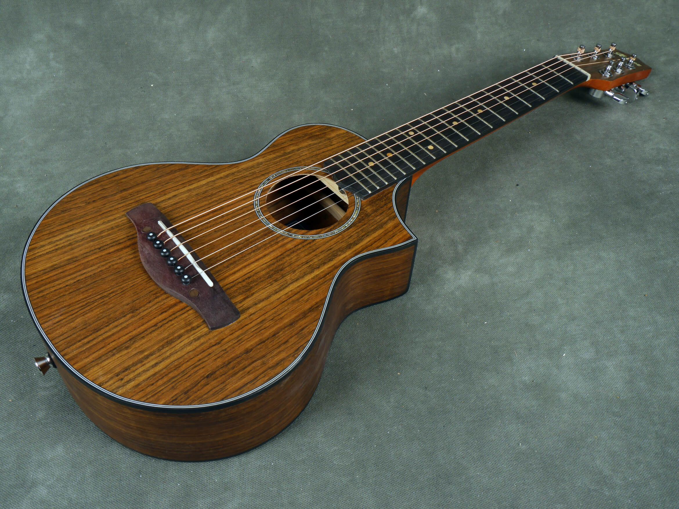 Ibanez AEW Piccolo EWP14WB Electric Guitar w/Gig Bag 2nd Hand Rich