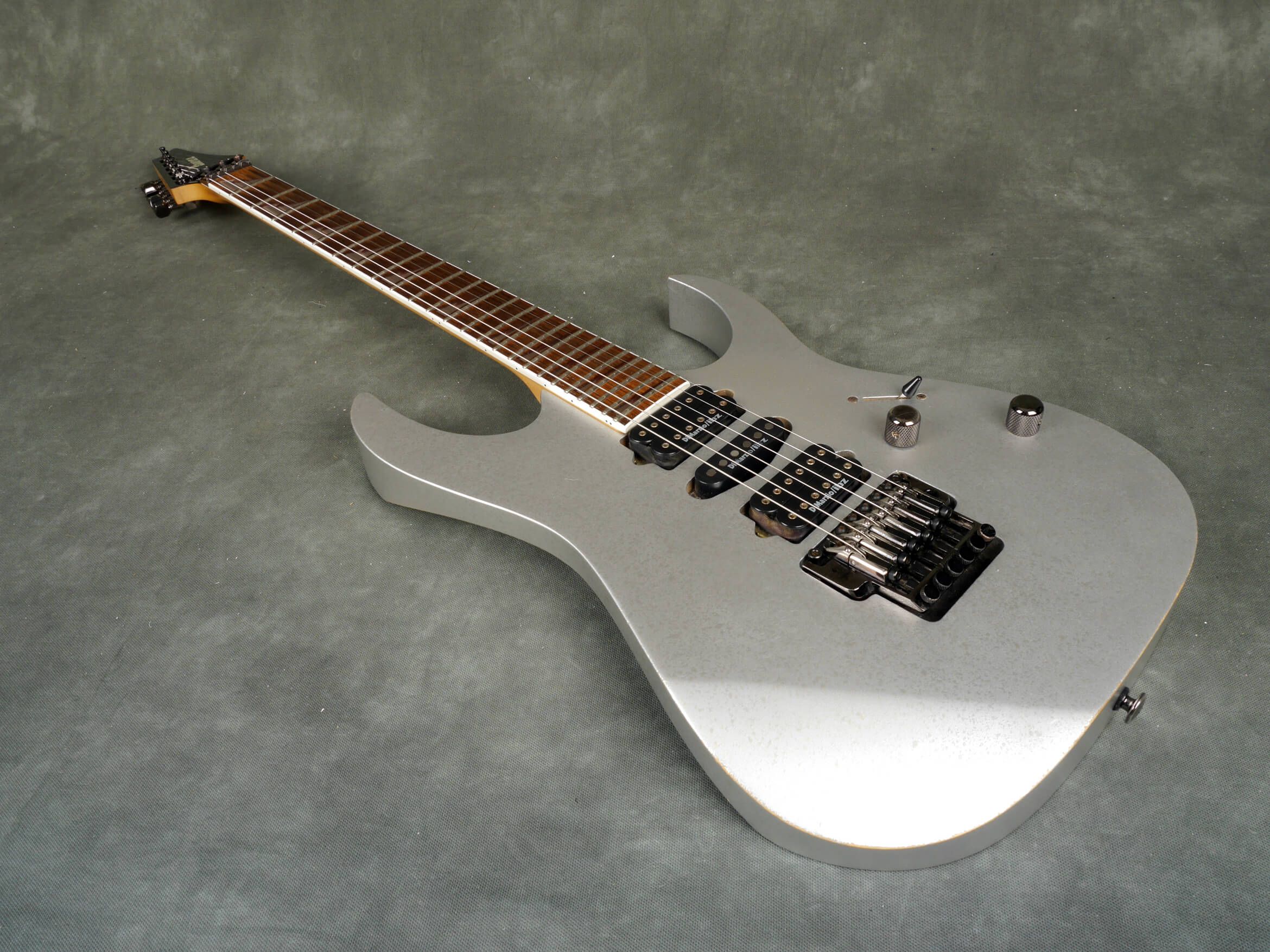 Ibanez RG Series RG2570 Electric Guitar Vital Silver 2nd Hand