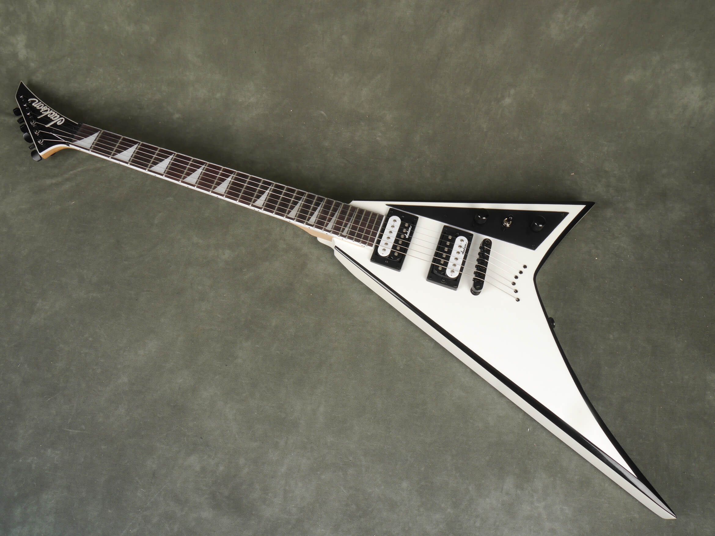 Jackson Js32t Rhoads Electric Guitar White With Black Bevels 2nd Hand Rich Tone Music 