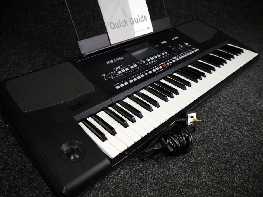 PA300 Arranger Keyboard 2nd Hand Rich Tone Music