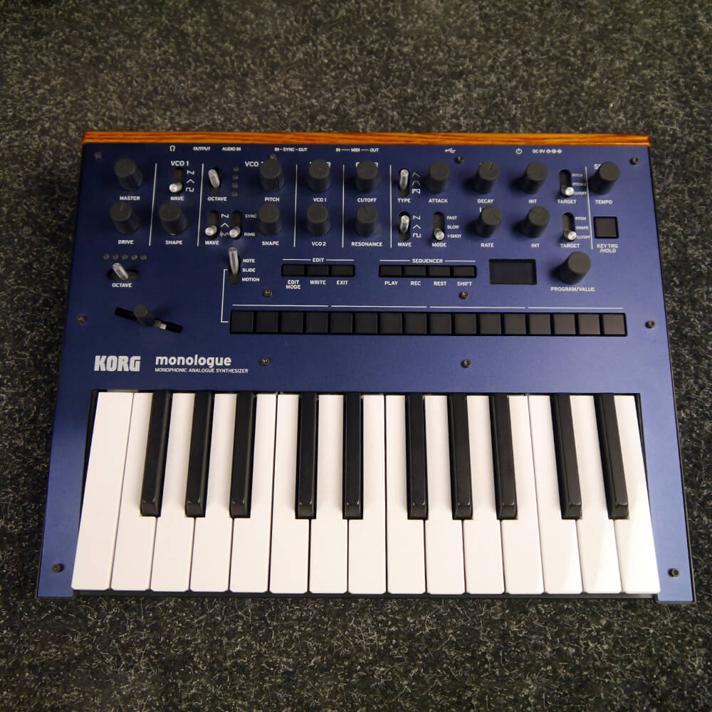 Monologue Analogue Mono Synth Dark Blue w/Box 2nd Hand Rich