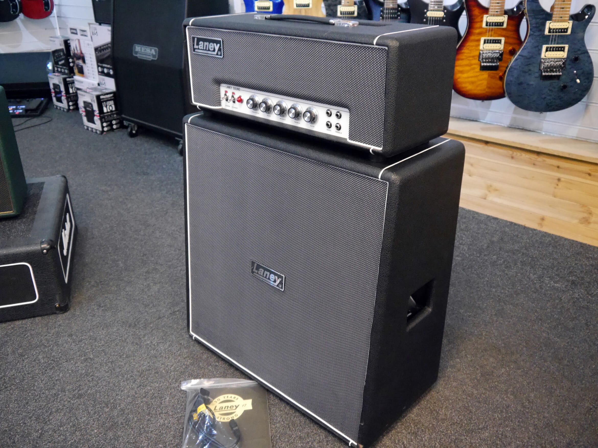 Laney LA30BL Black Country Amp Head and Cab 2nd Hand **UK SHIPPING
