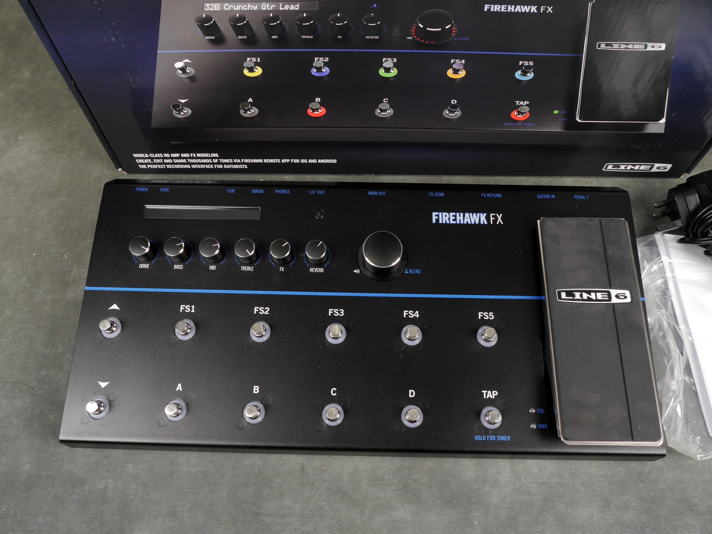 LINE 6 FireHawk FX Multi Effects & Interface w/Box & PSU 2nd Hand