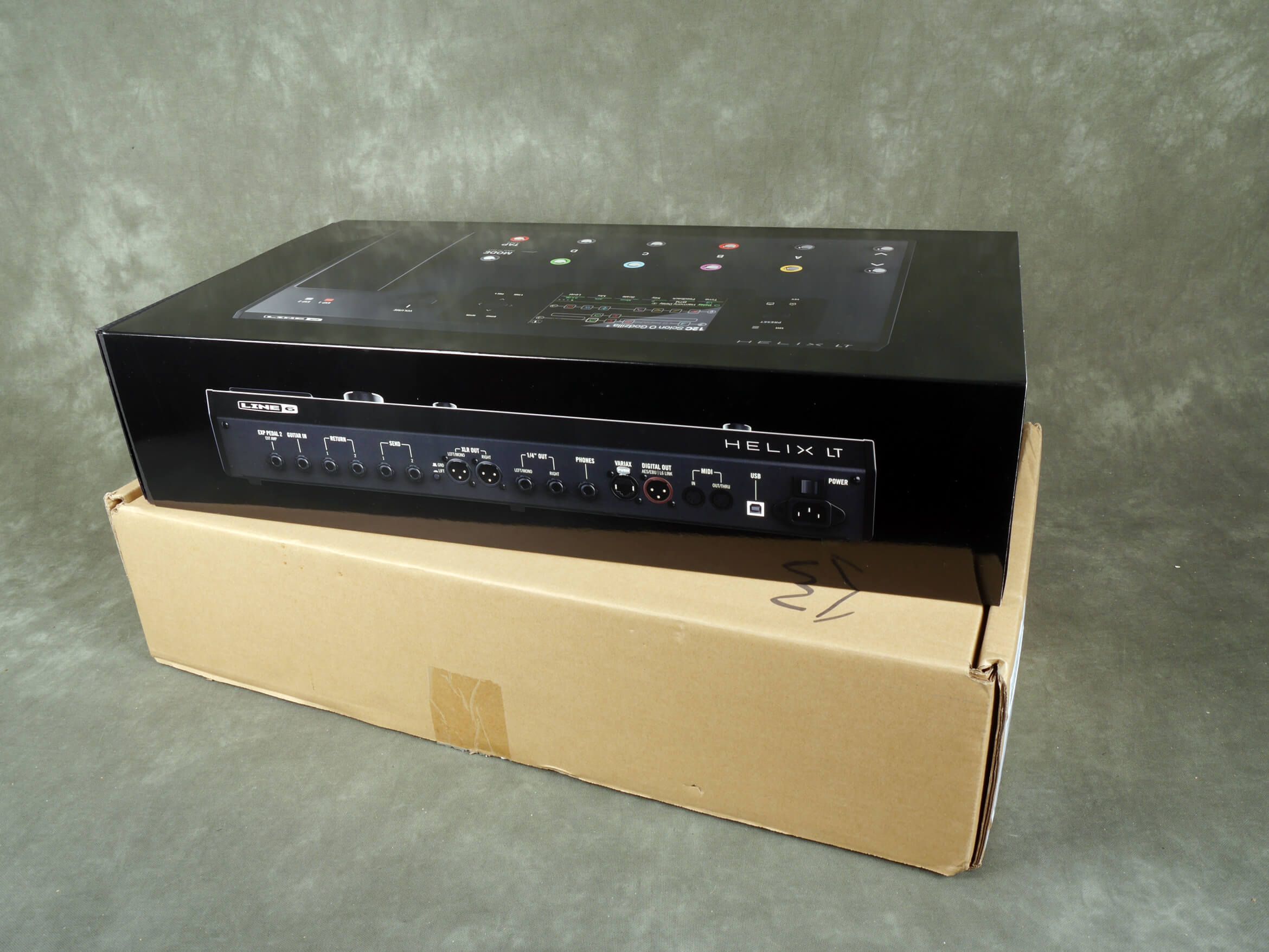 Line 6 Helix LT Modelling FX Floorboard w/Box 2nd Hand Rich Tone Music