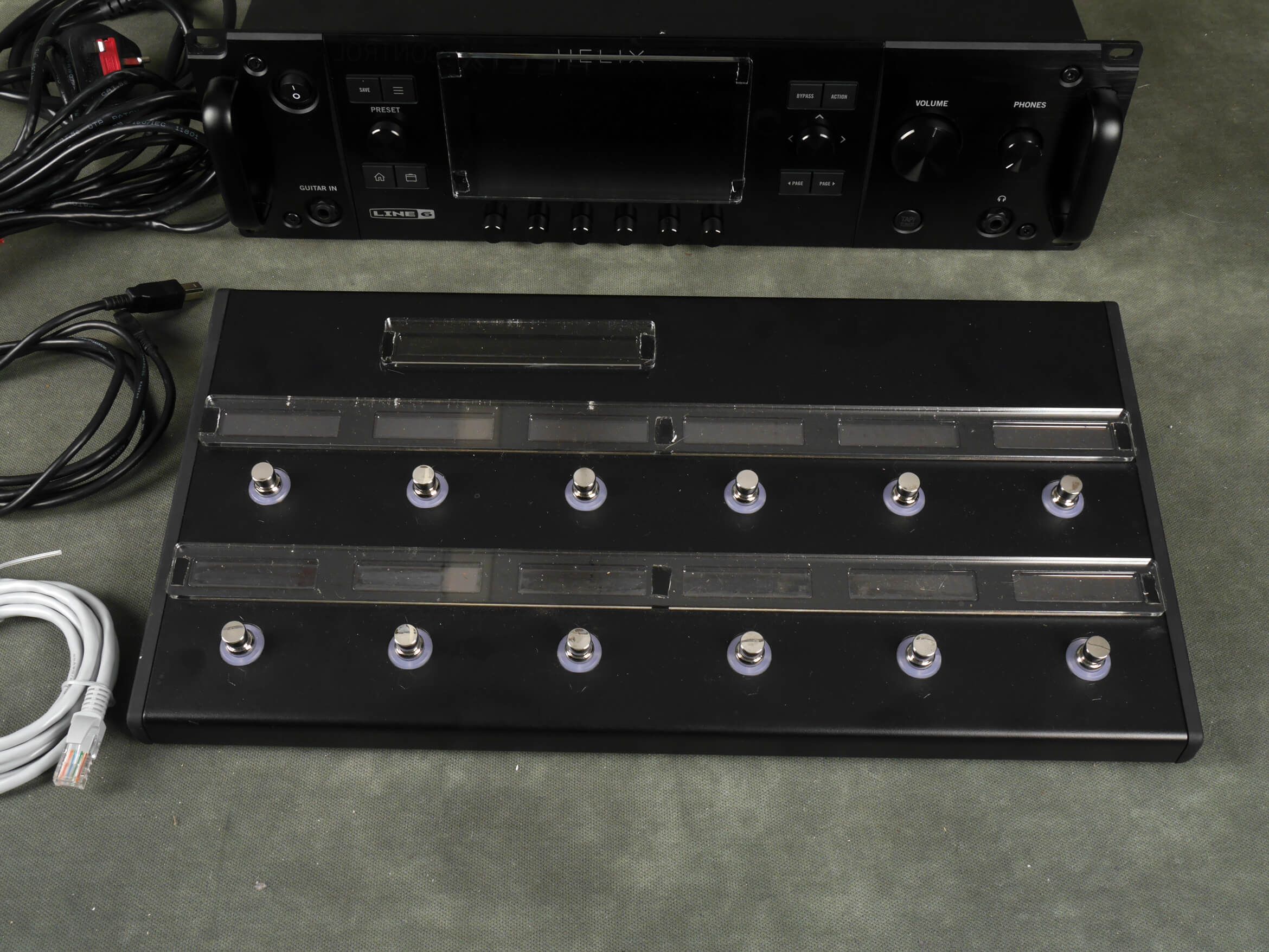 Line 6 Helix Rack Processor with Floor Control - 2nd Hand | Rich Tone Music