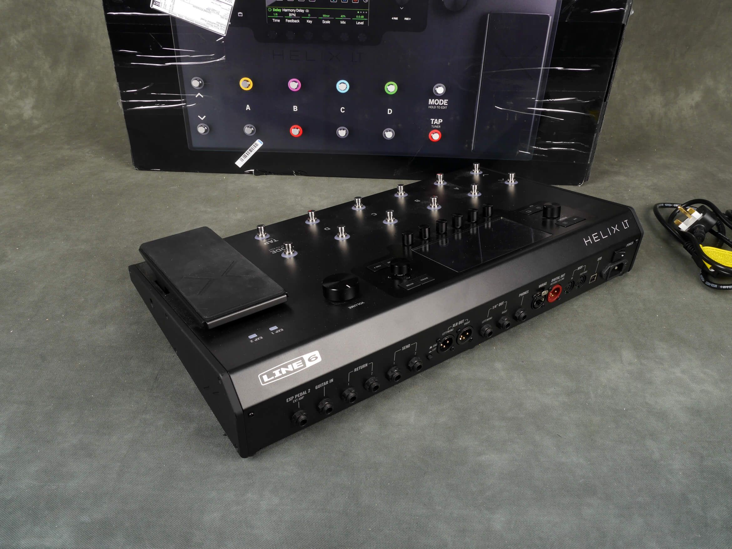 Line 6 Helix LT Floor Amp & FX Modelling Unit w/Box - 2nd Hand | Rich