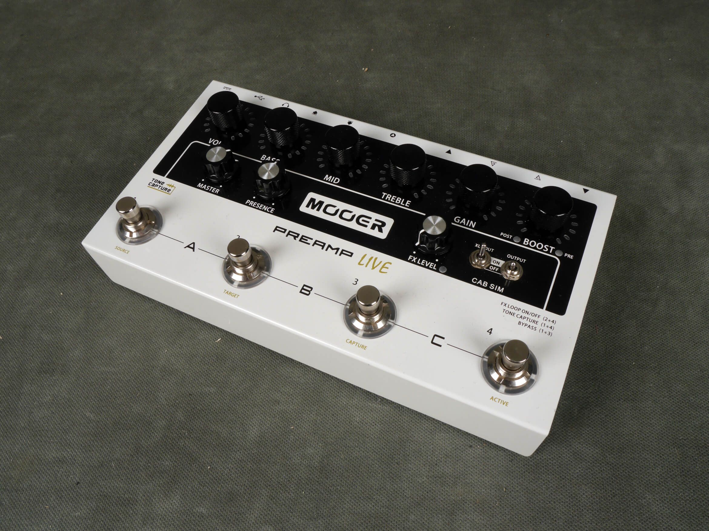 Mooer Preamp Live Guitar Preamp Pedal w/Box 2nd Hand Rich Tone Music