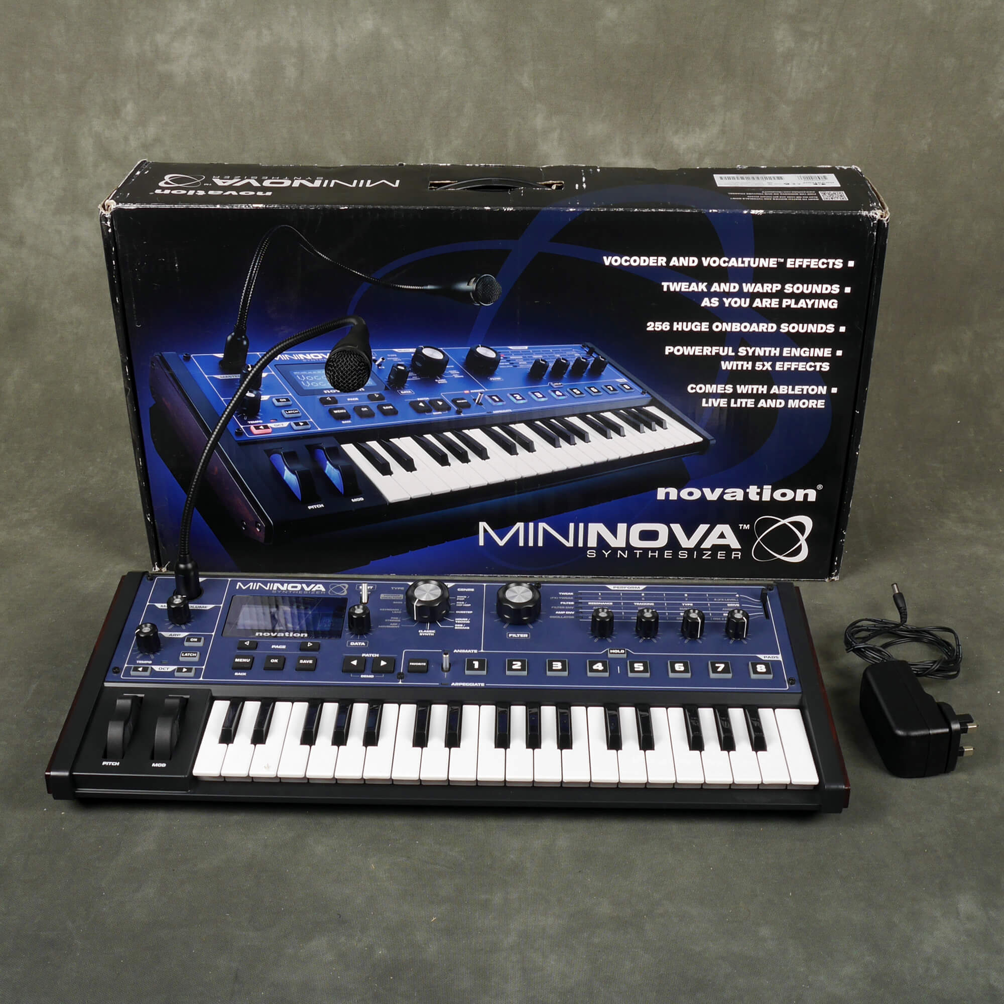 Novation MiniNova 37Key Synthesiser Keyboard w/Box & PSU 2nd Hand