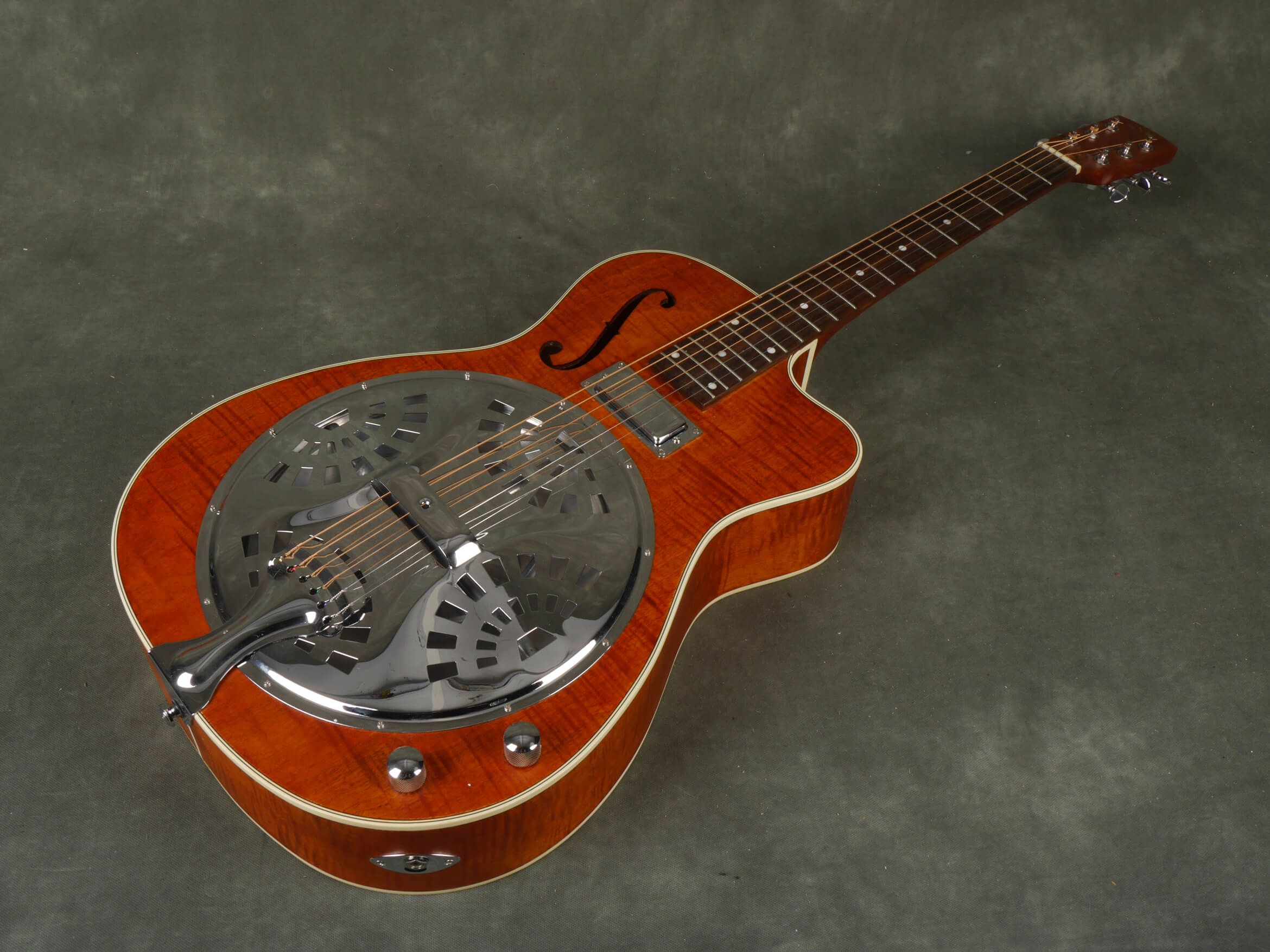 SX Resonator guitar w/Pickup Natural 2nd Hand Rich Tone Music