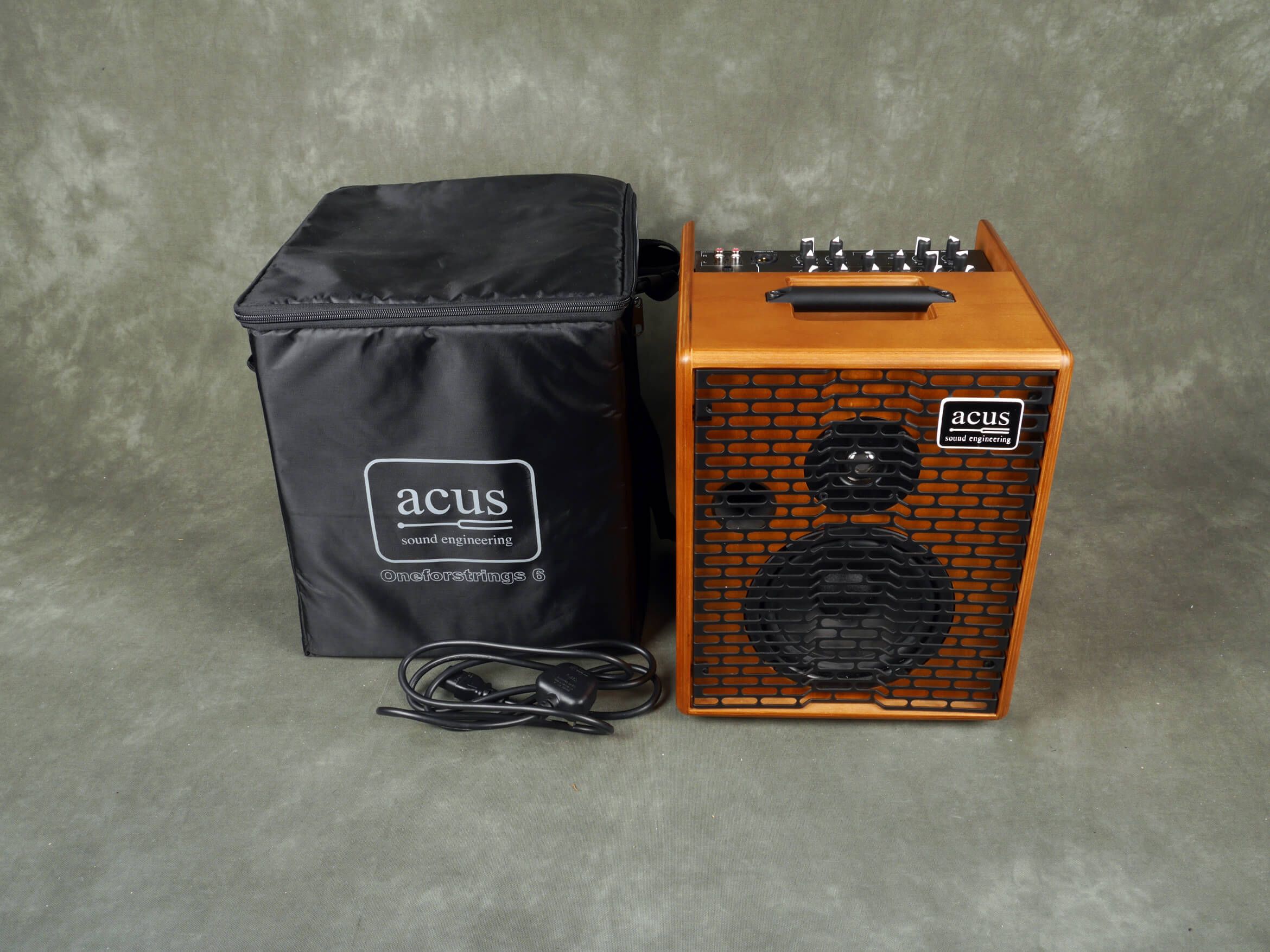 Acus One For Strings 6 Acoustic Amplifier w/Gig Bag 2nd Hand Rich