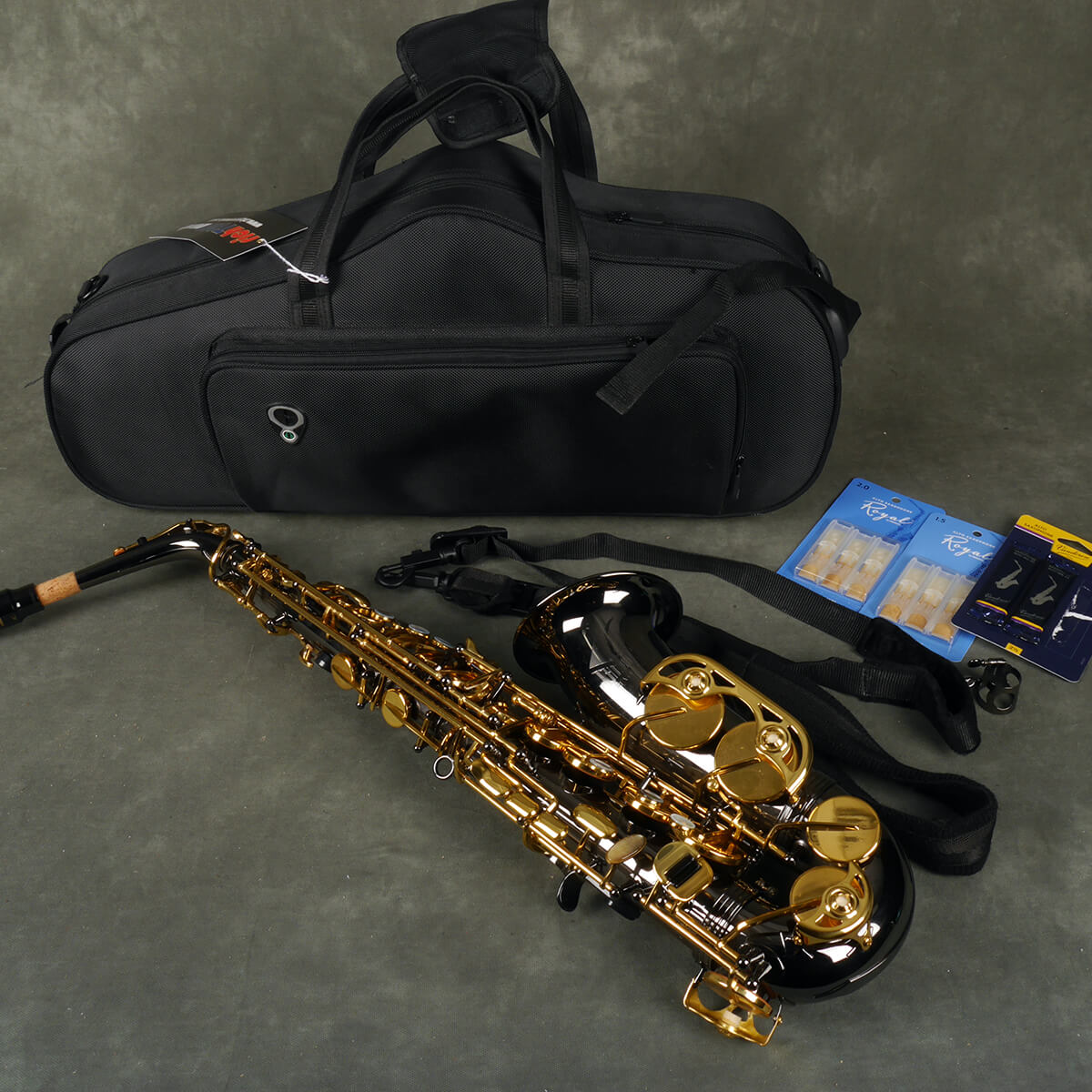 Trevor James Horn Classic II Alto Sax Black Gold w/Gig Bag 2nd Hand