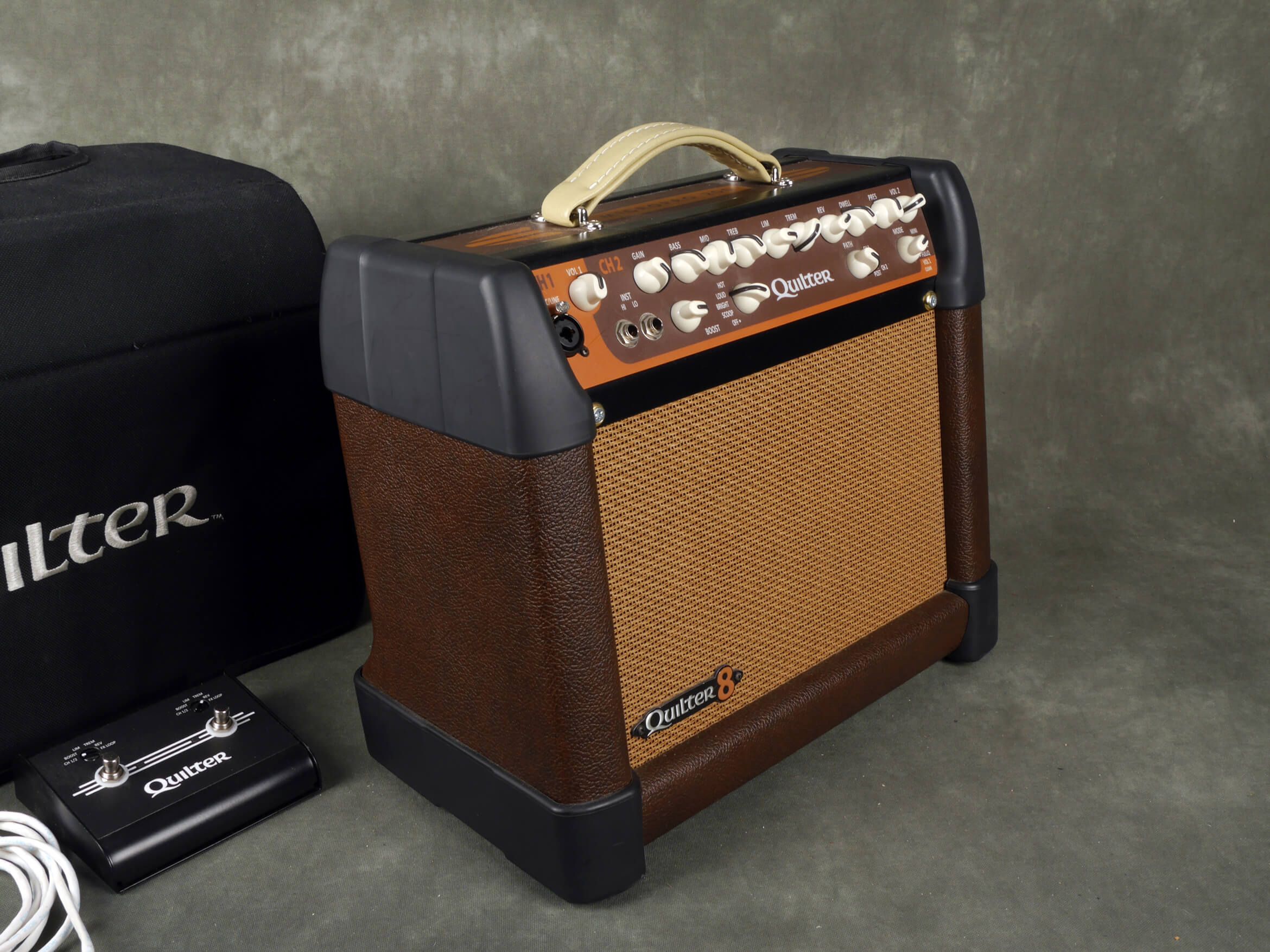 Quilter Micropro 200 8 Combo & Footswitch w/Cover 2nd Hand Rich