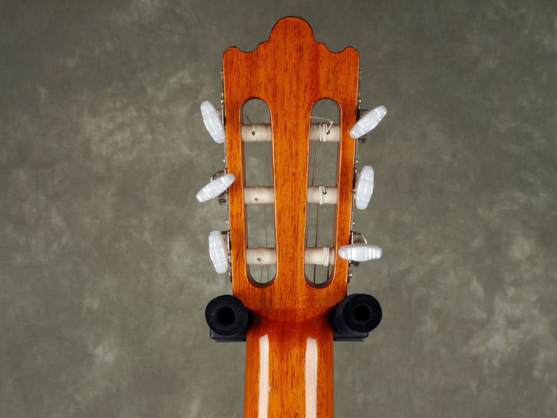 Harley Benton HBCG500CE ElectroClassical Guitar Natural w/Case 2nd