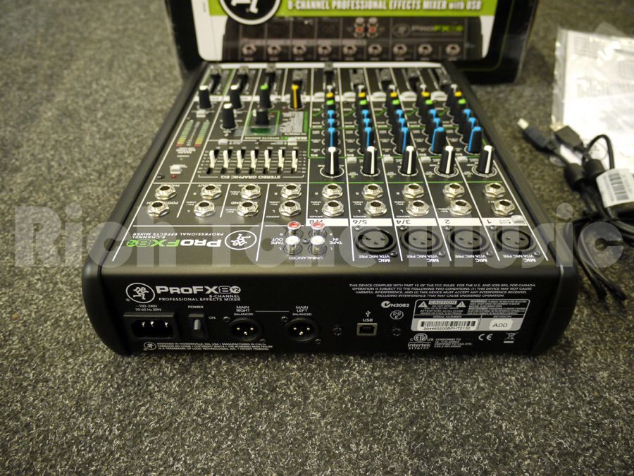 Mackie ProFX8 V2 Compact Mixer w/ Box 2nd Hand Rich Tone Music