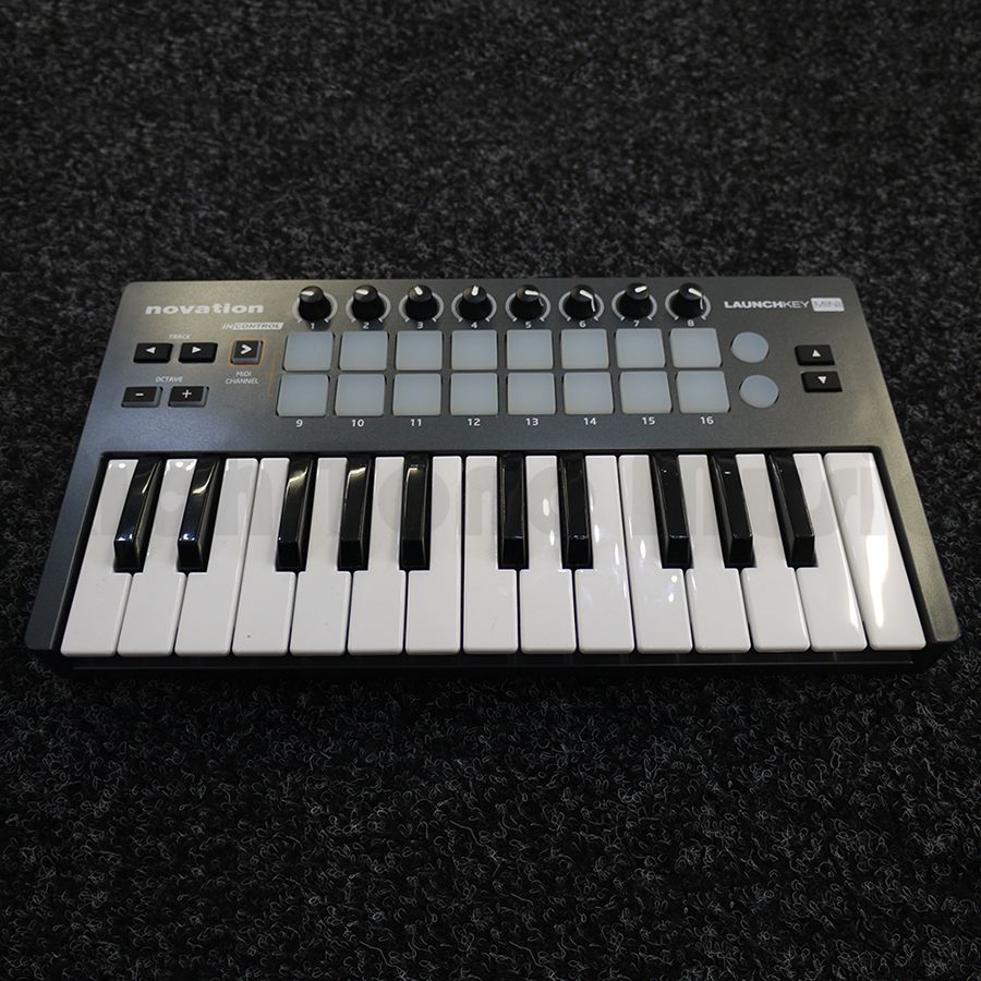 Novation Launchkey MINI MIDI Keyboard Controller 2nd Hand Rich Tone