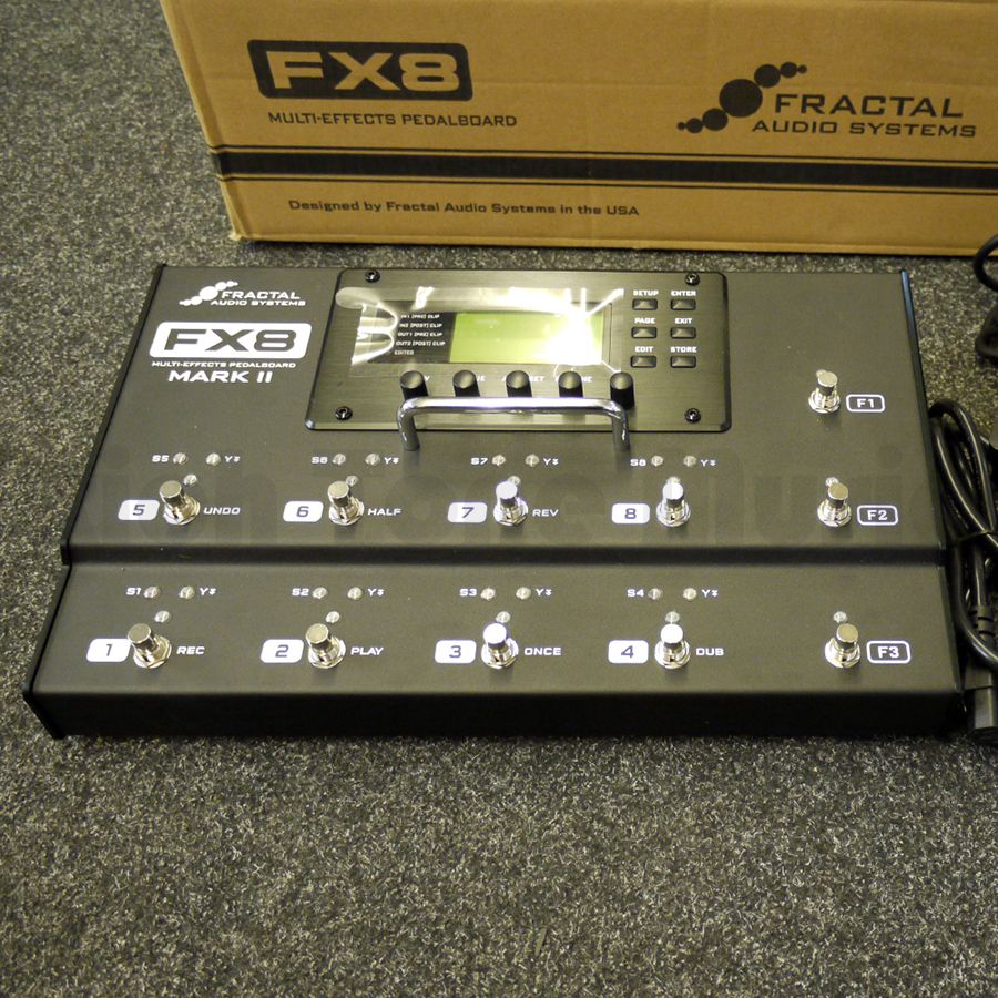 Fractal Audio Systems FX8 Mark II MultiFX Pedalboard w/ Box 2nd Hand