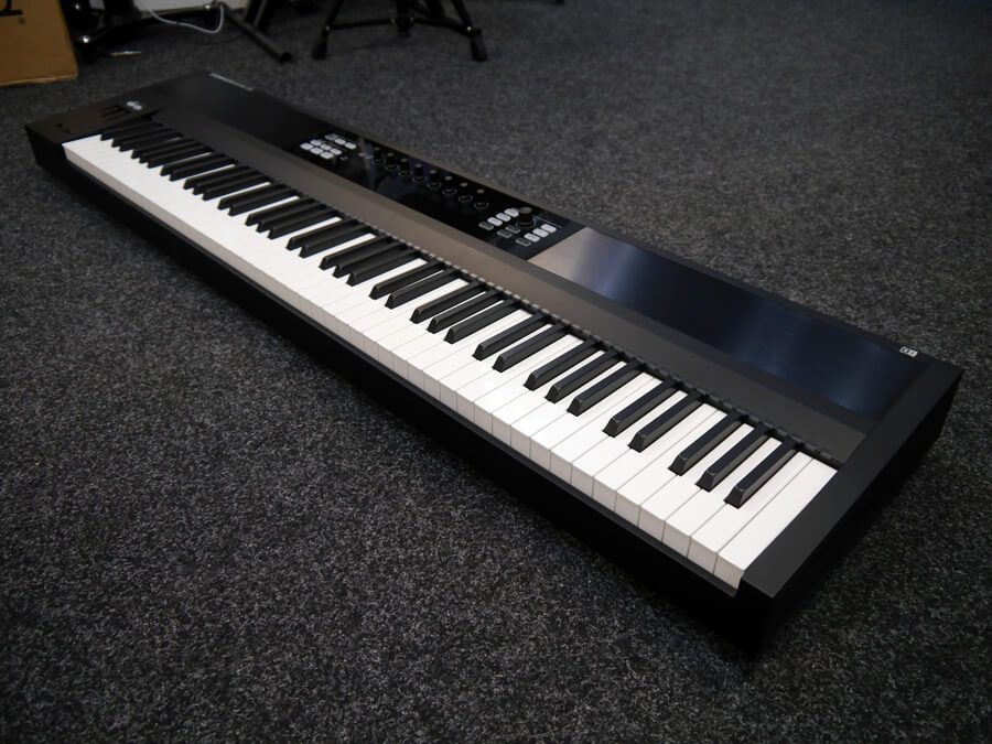 native instruments komplete kontrol s88 keyboard 88key